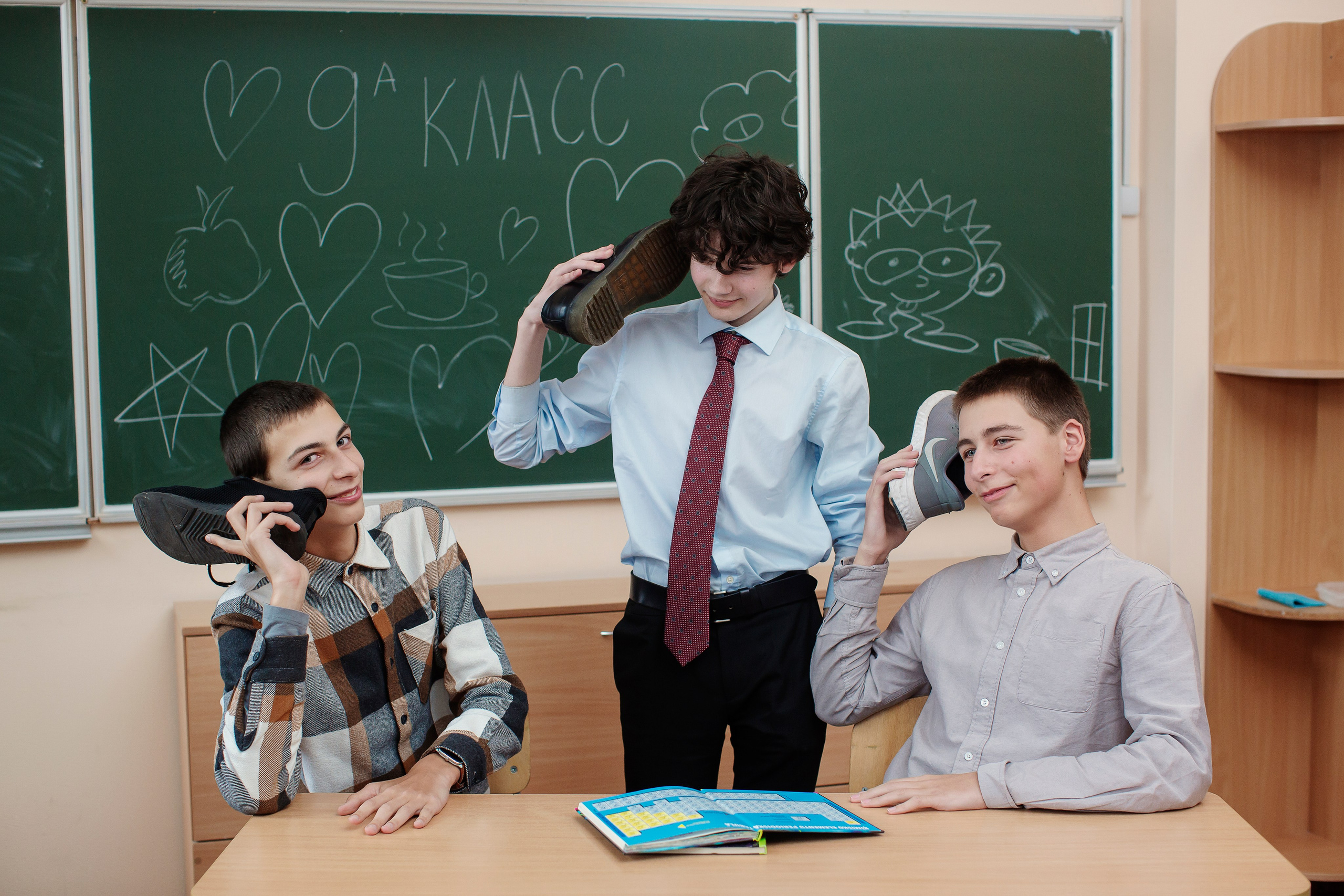 FOTO — VECĀKO KLAŠU SKOLĒNI. Izlaiduma albumi Latvijā | Schoolalbum.lv