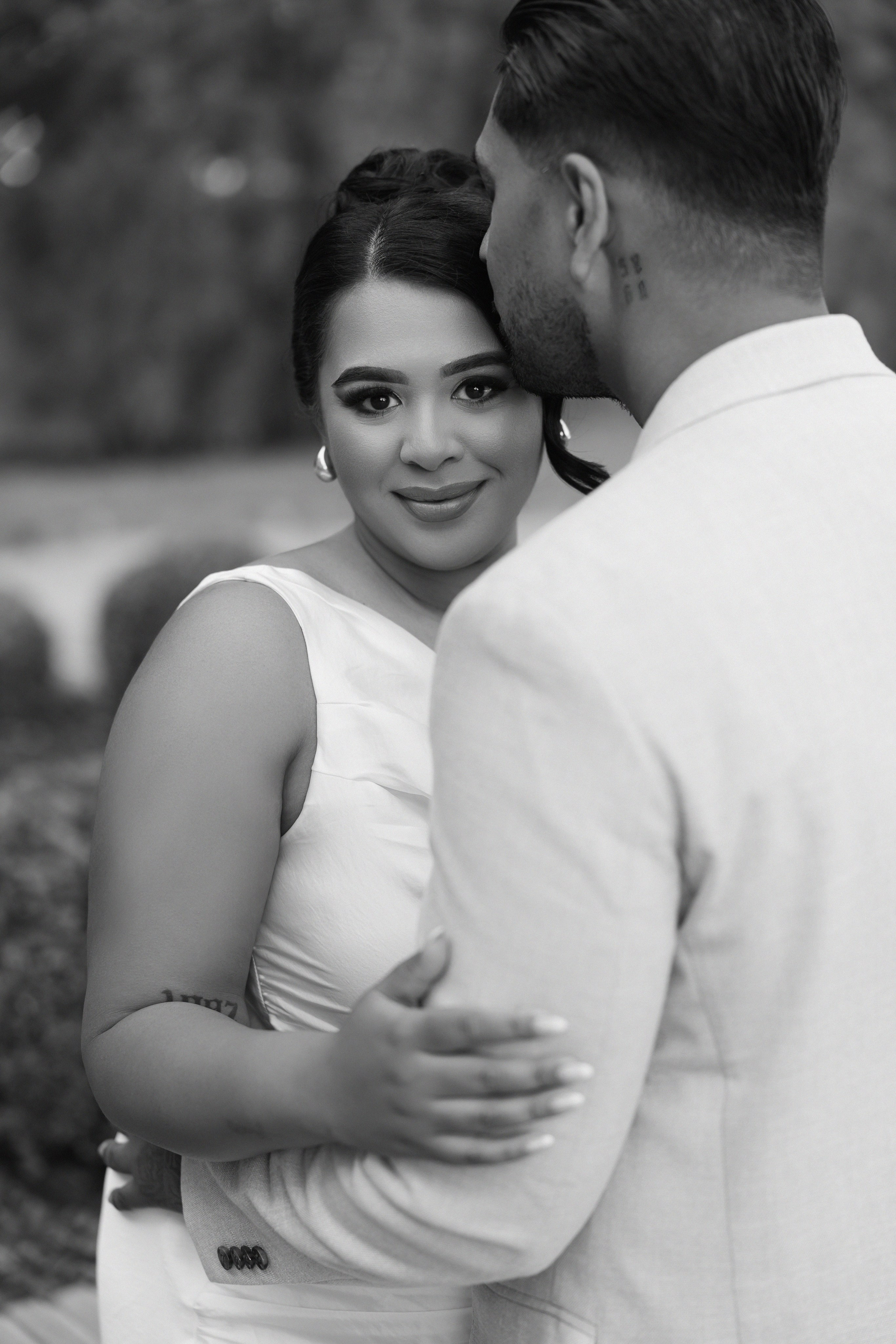 Pre-wedding in Tuscany. Wedding photographer Italy