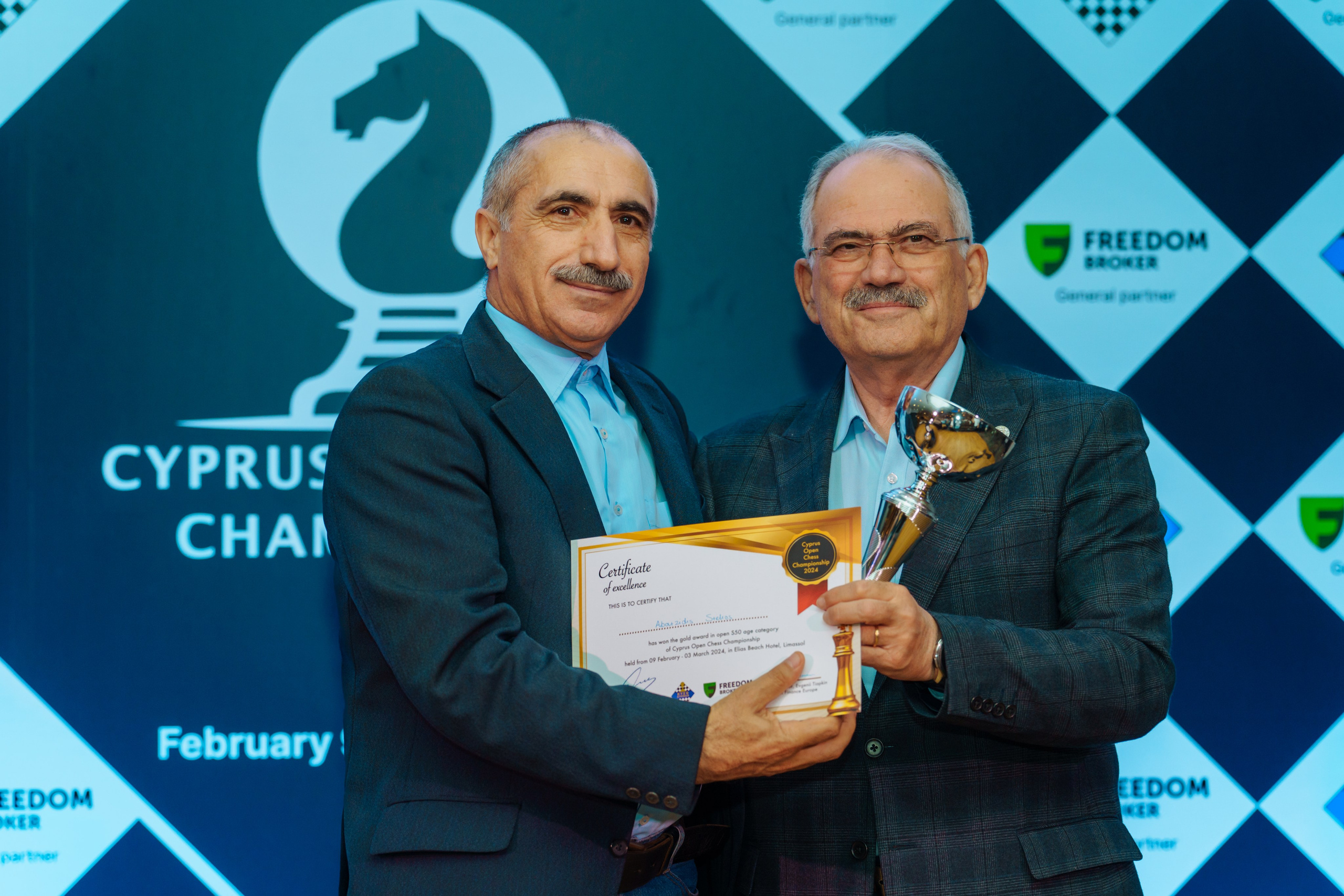 Chess. Photographer in Cyprus