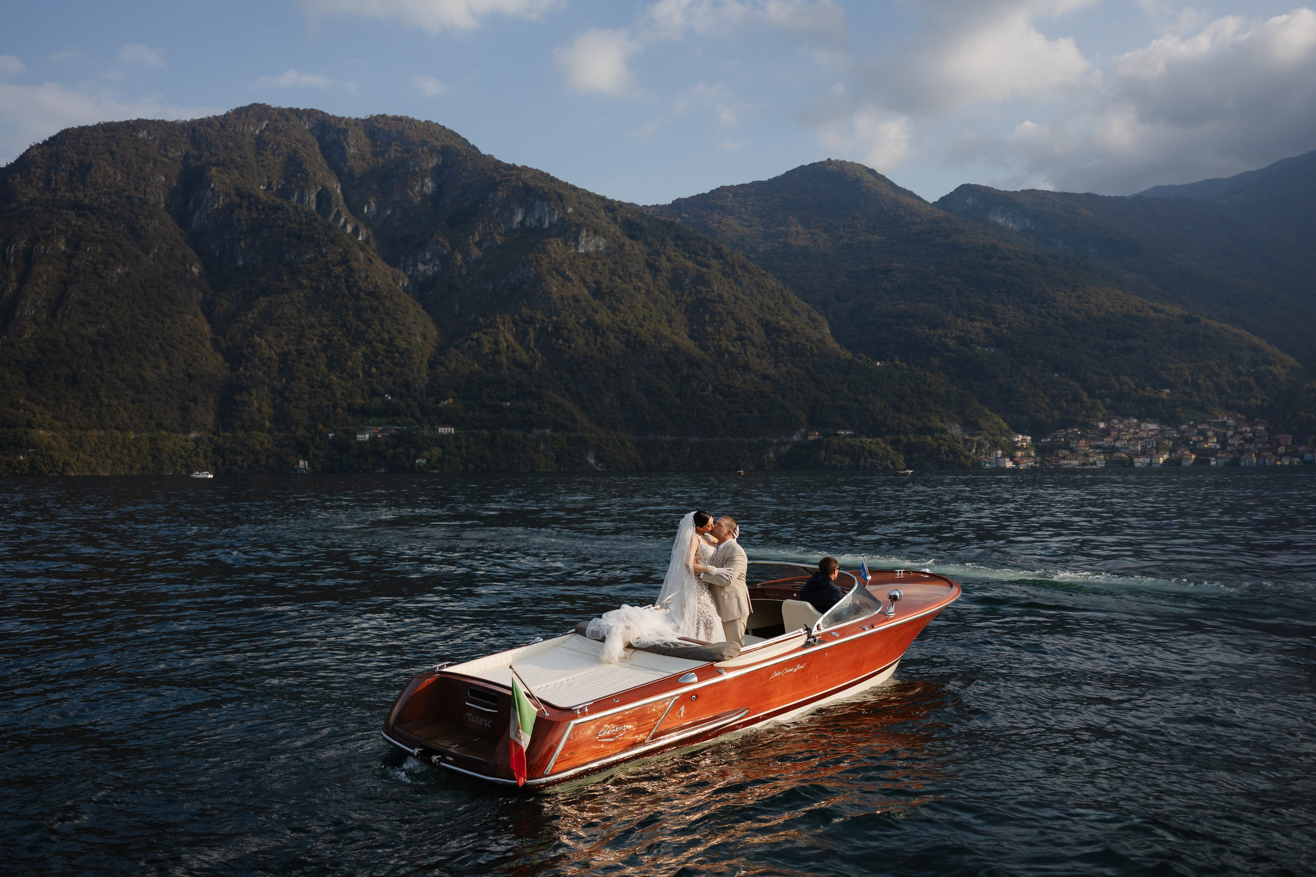 That’s Amore — Nina & Darren’s Lake Como Elopement. YES I DO PRODUCTION — Wedding photography&videography