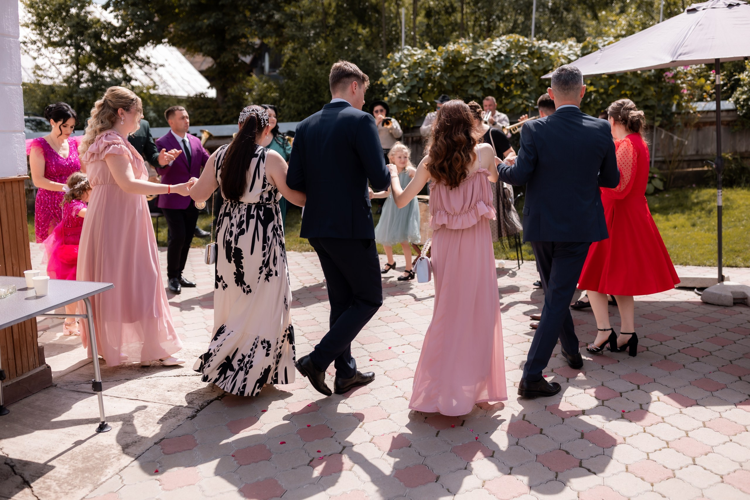 * fotograf stare civilă Siret* fotograf Bucovina* fotograf nuntă Suceava* fotograf Iași Botoșani* stare civilă tradițională* ie românească nuntă* AlinoFotoStudio* fotograf Andrei și Andreea - Alin Chirilă fotograf – stare civilă Siret, Suceava, Andrei și Andreea în ie tradițională, poveste spusă prin fotografiefotograf stare civilă Siret Suceava Alin Chirilă – miri îmbrăcați în costum tradițional bucovineanAlin Chirilă fotograf nuntă Siret Suceava – stare civilă autentică în Bucovina, emoții realefotograf Siret Suceava Alin Chirilă – Andrei și Andreea la starea civilă în ie tradiționalăstare civilă Siret fotograf Alin Chirilă – cadre naturale cu miri în costum popular din Bucovinafotograf nuntă Siret Suceava Alin Chirilă – povestitor prin fotografie, moment emoționant la starea civilăAlin Chirilă fotograf stare civilă Siret – iubire autentică surprinsă în stil documentarfotograf Bucovina Siret Alin Chirilă – stare civilă în ie tradițională, cadre pline de emoțieAlin Chirilă fotograf Suceava – Andrei și Andreea spun DA la starea civilă în Siretfotograf stare civilă Suceava Siret Alin Chirilă – poveste de iubire în stil tradițional românesc - Alin Chirilă surprinde momente elegante de nuntă și evenimente speciale prin AlinoFotoStudio, fotograf disponibil în Siret, Suceava County, Iași, Bacău County, Botoșani și Neamț County, specializat în nunți, botezuri și cununii civile.- Alin Chirilă fotograf profesionist, AlinoFotoStudio, fotograf nuntă și evenimente în Siret, Suceava, Iași, Bacău, Botoșani și Piatra Neamț, fotograf nunți, botezuri, cununie civilă, ședințe foto, trash the dress, logodnă, familie, portrete și fotografii autentice. - AlinoFotoStudio by Alin Chirilă, fotograf evenimente premium în Suceava County, Iași County, Bacău County, Botoșani County și Neamț County, fotograf de familie, fotograf ceremonii religioase, petreceri și momente emoționante. - Alin Chirilă fotograf, povestitor prin fotografie, servicii foto profesionale pentru mireasă, mire, pregătiri nuntă, biserică, restaurant, valsul mirilor, tradiții românești și amintiri de neuitat în Moldova.