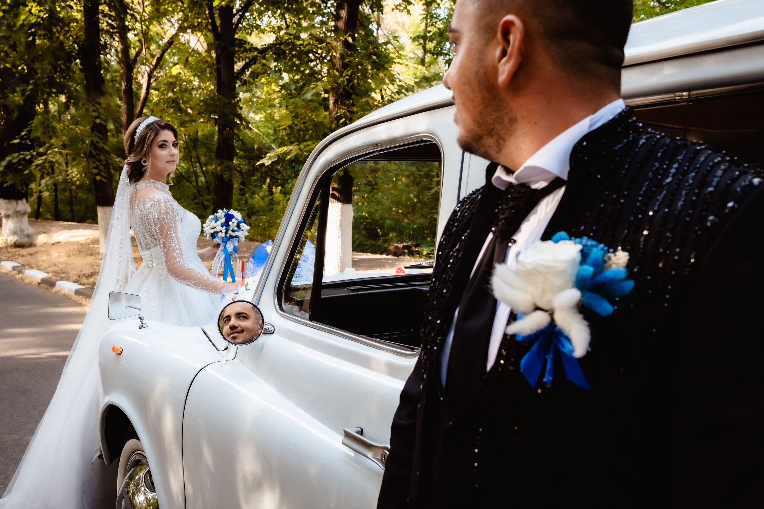 Mireasa in cimitir. Stefan Teodorescu — Fotograf de Nunta