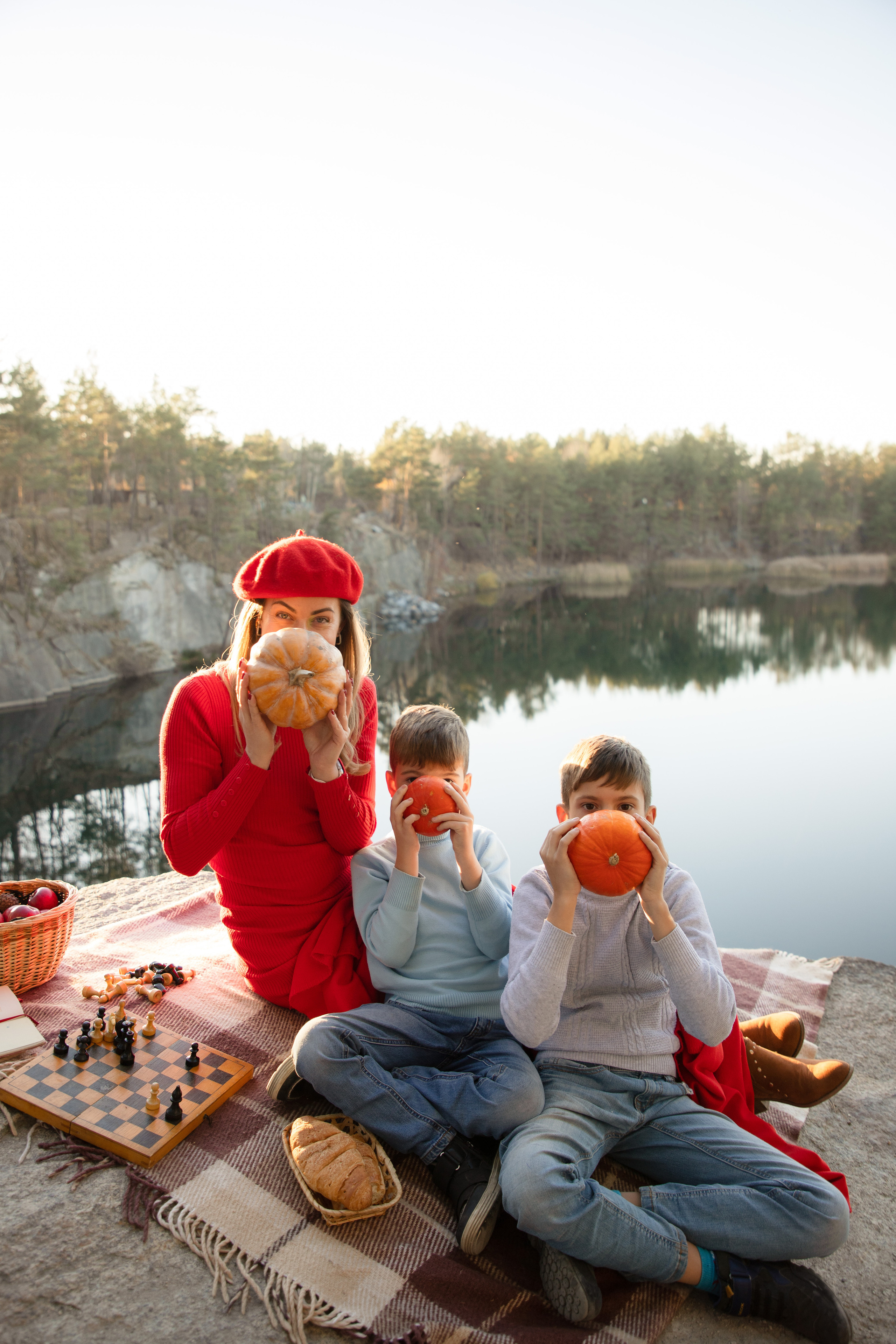 Cozy autumn. Wedding and family photographer