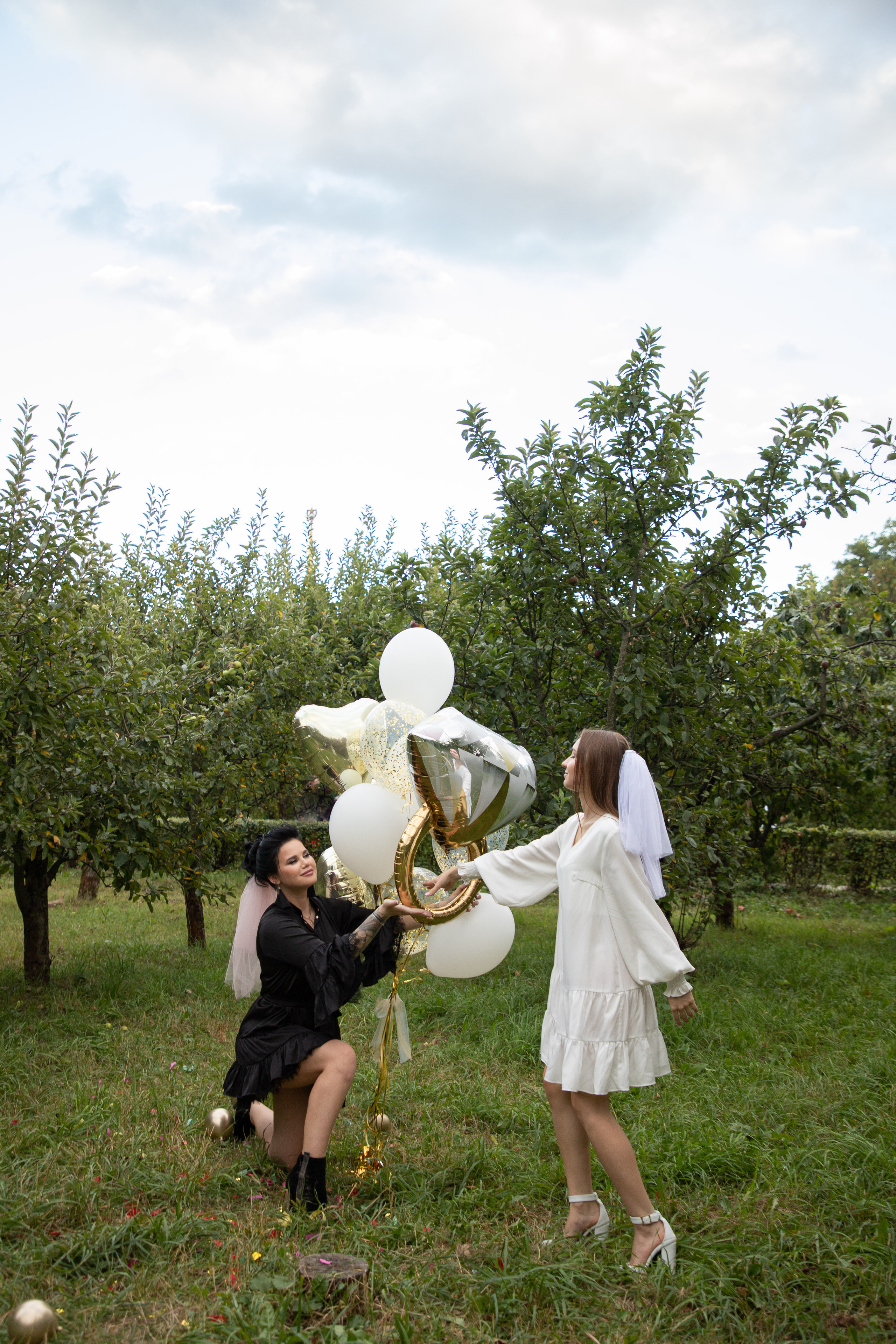 HenParty Ann. Wedding and family photographer