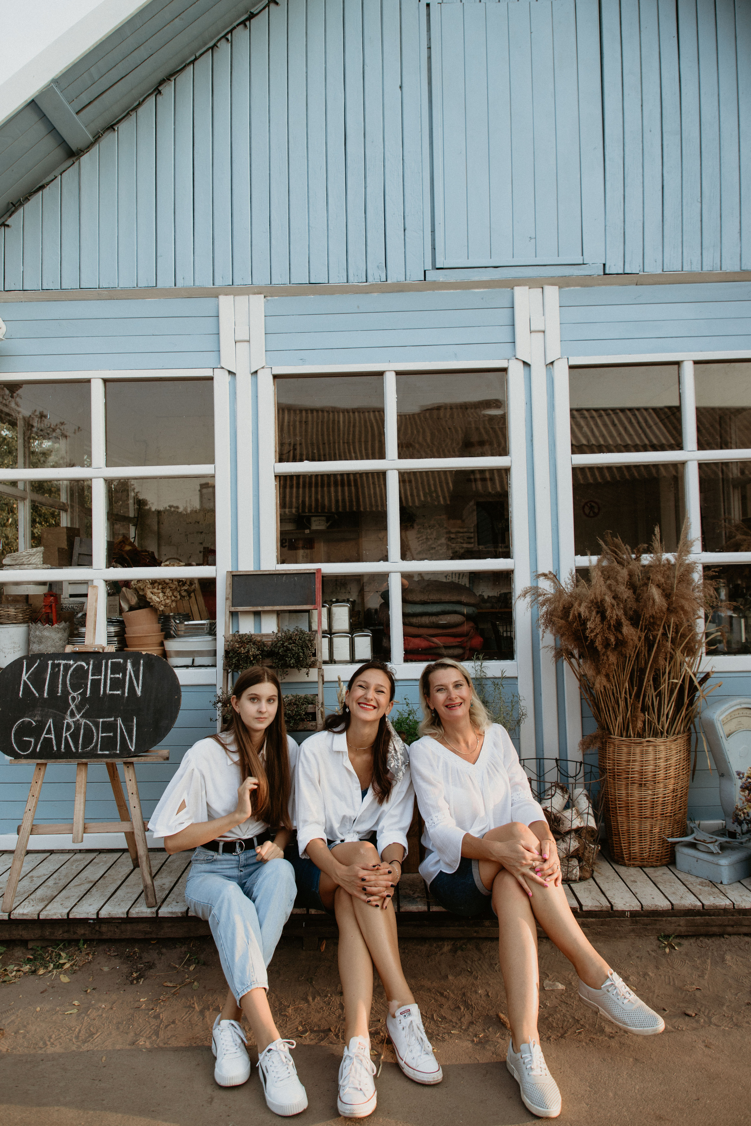 This is us. Wedding and family photographer