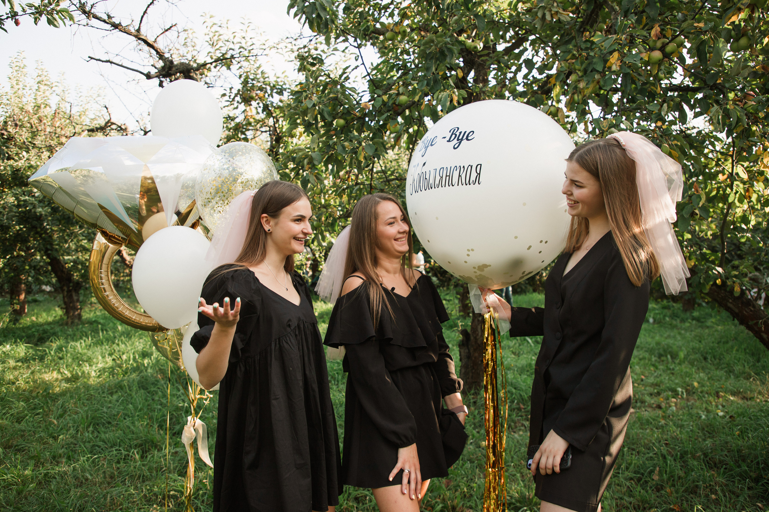 HenParty Ann. Wedding and family photographer