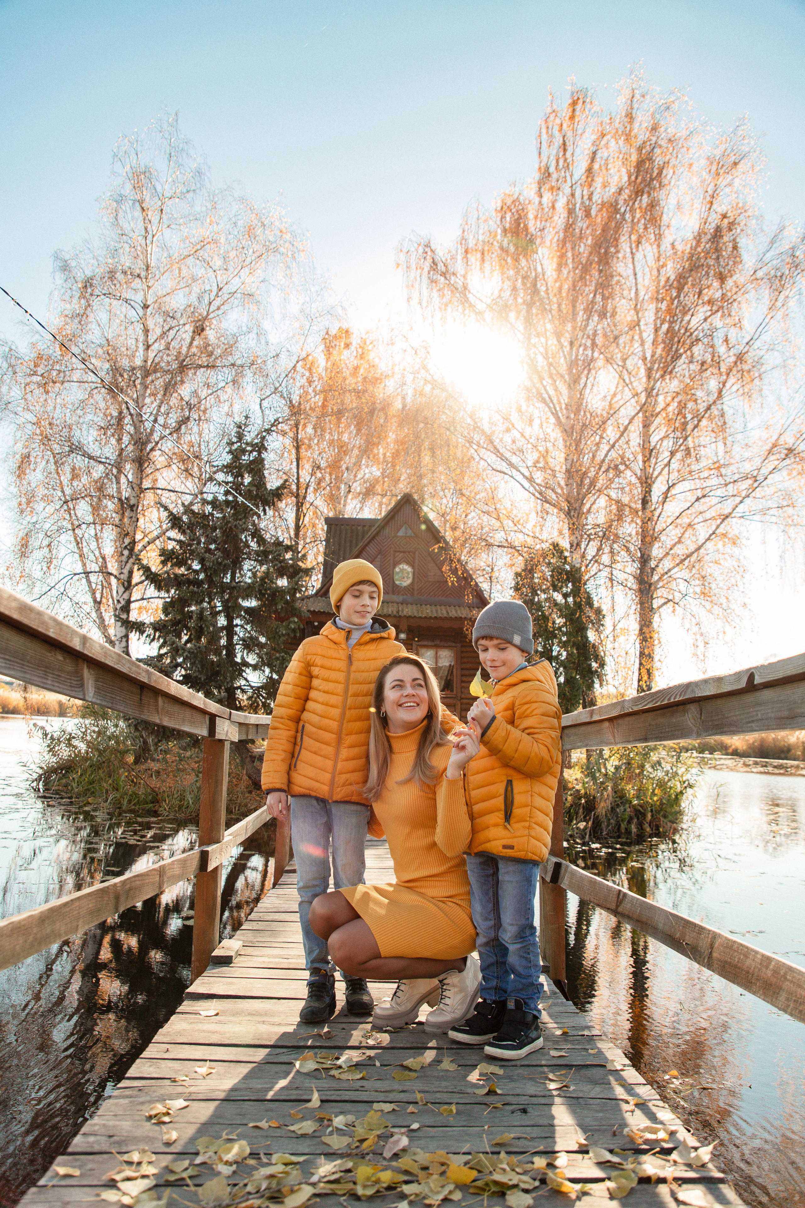 Cozy autumn. Wedding and family photographer