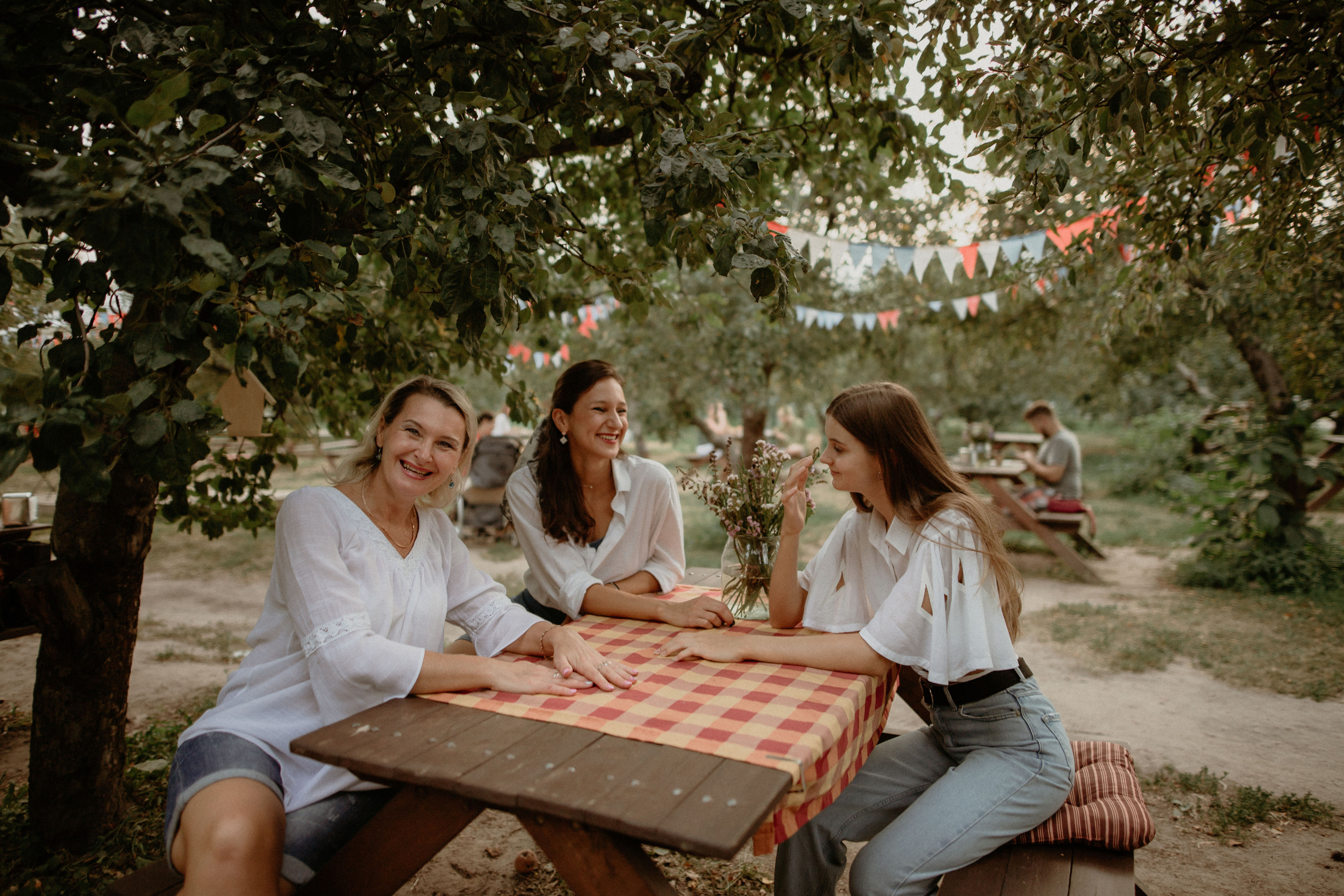 This is us. Wedding and family photographer