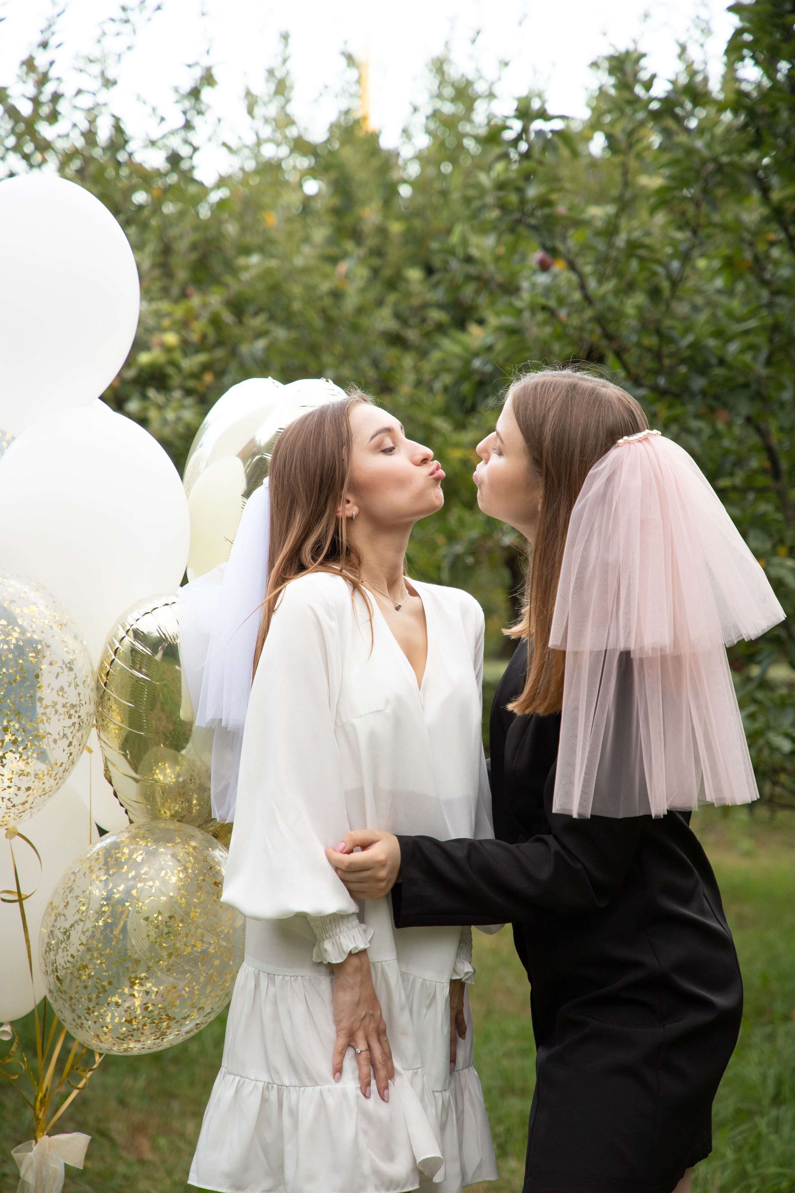 HenParty Ann. Wedding and family photographer