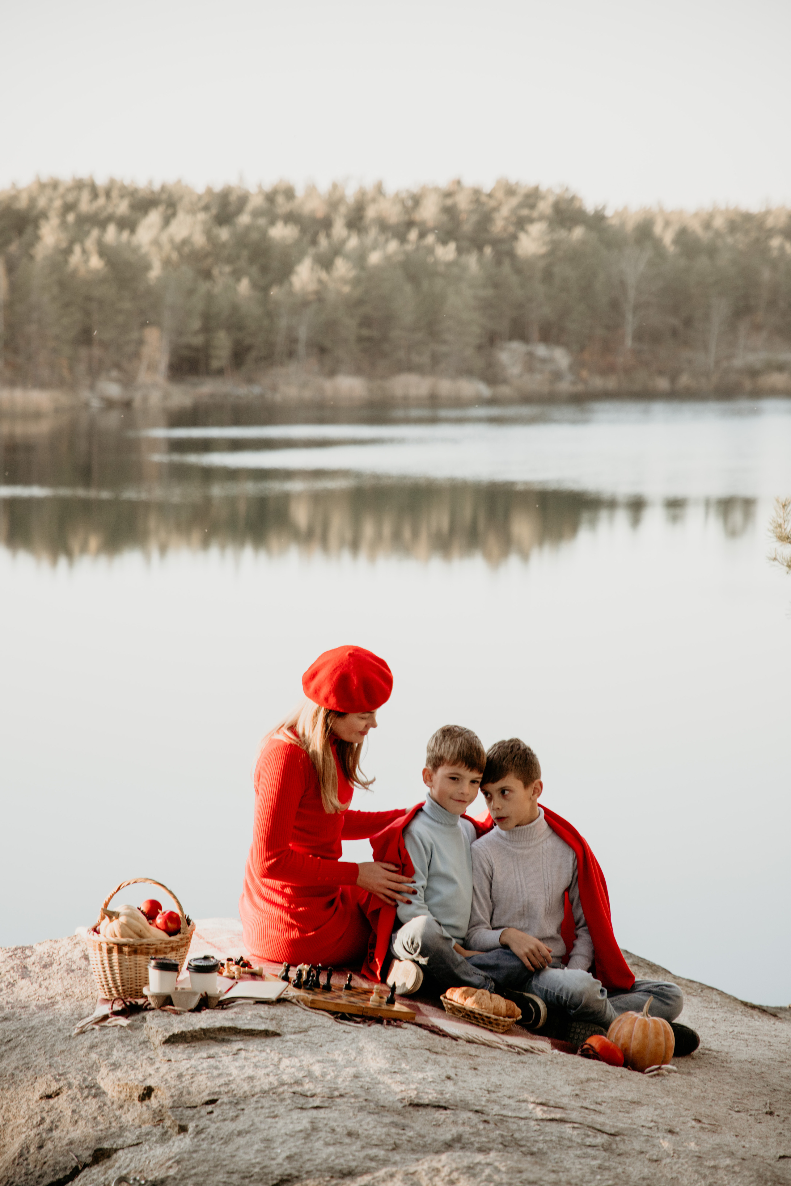 Cozy autumn. Wedding and family photographer