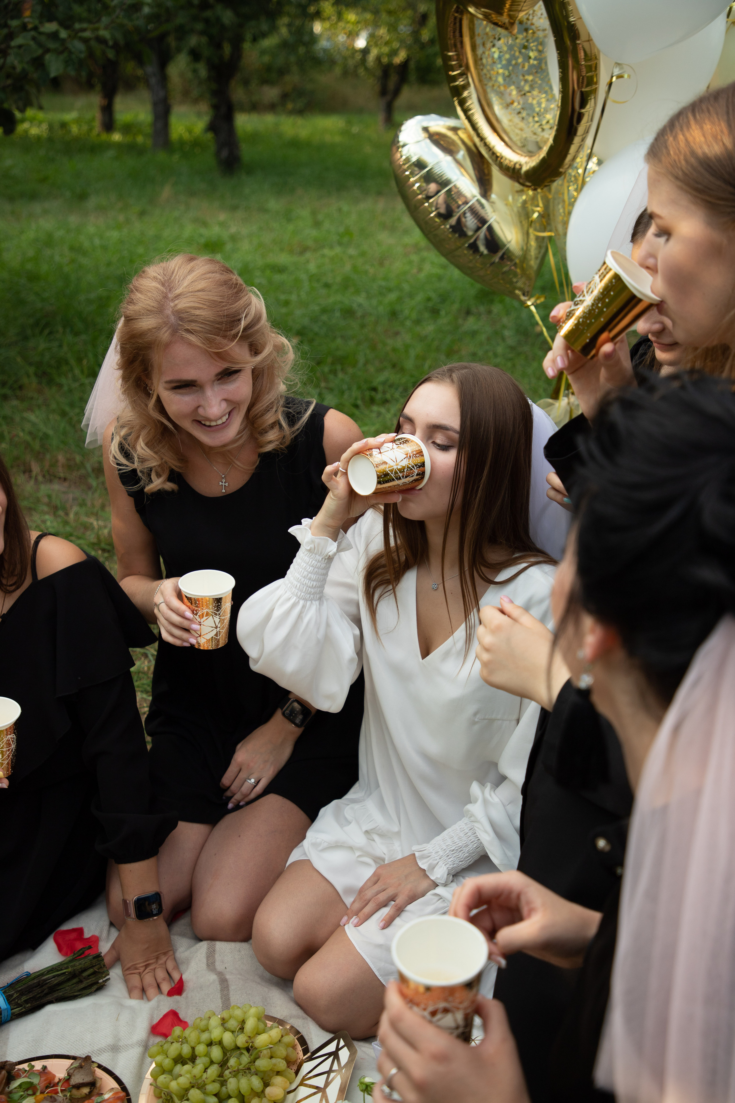 HenParty Ann. Wedding and family photographer