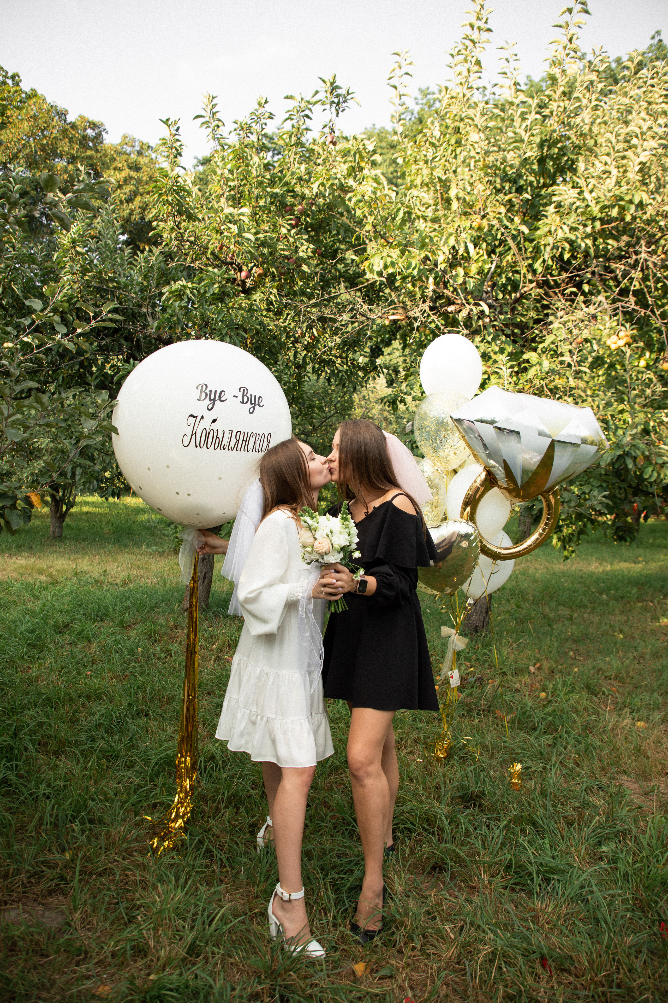 HenParty Ann. Wedding and family photographer