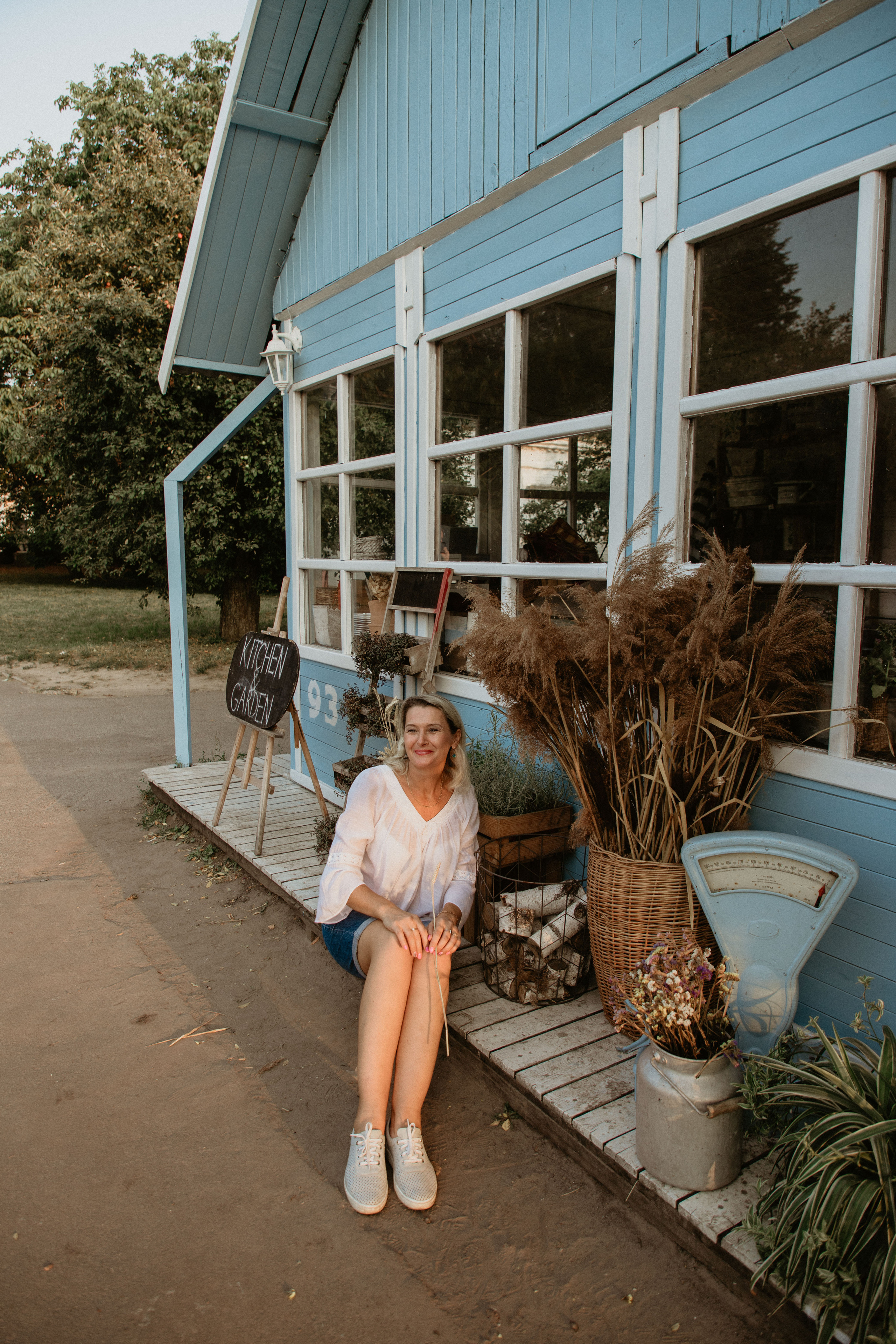 This is us. Wedding and family photographer