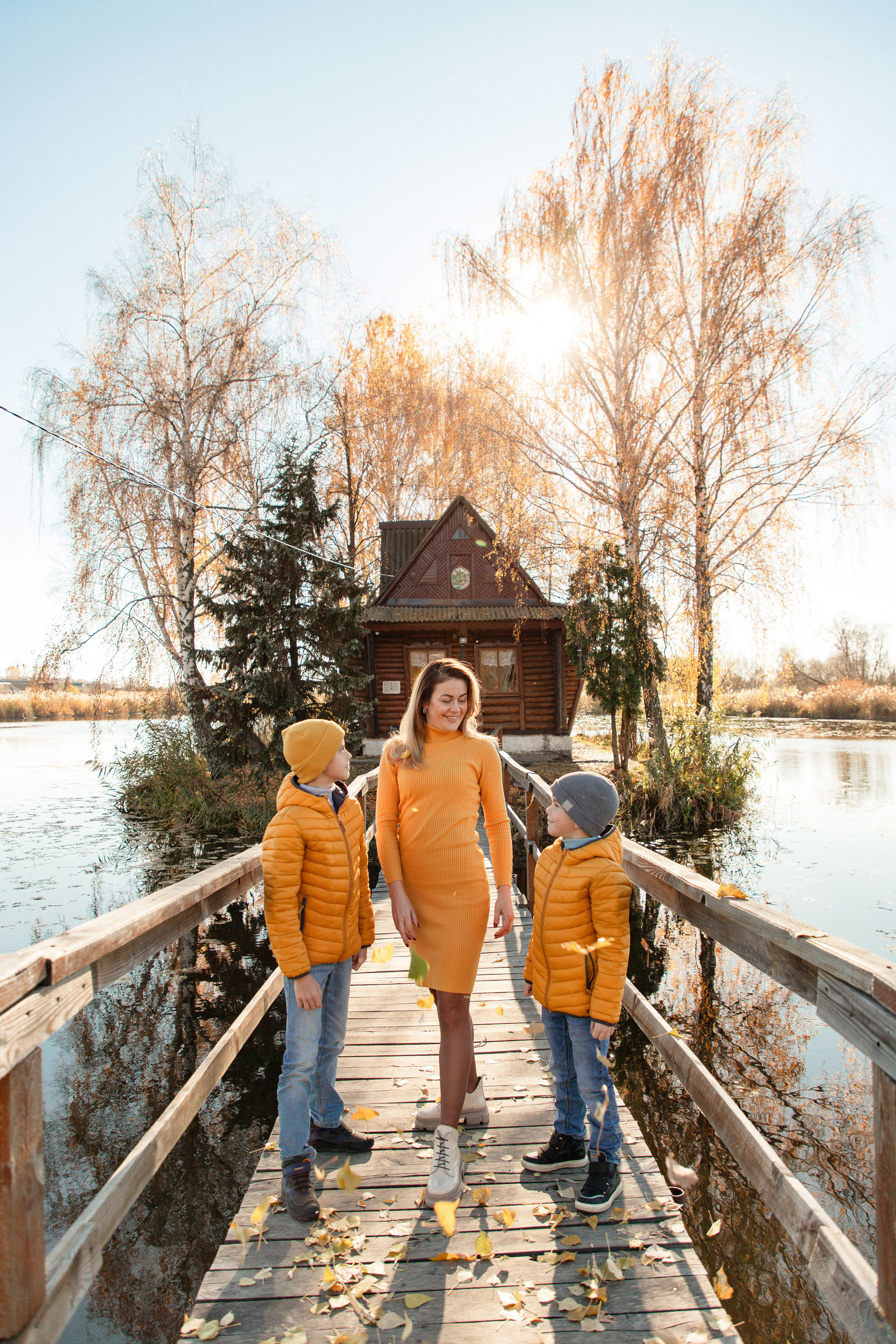 Cozy autumn. Wedding and family photographer