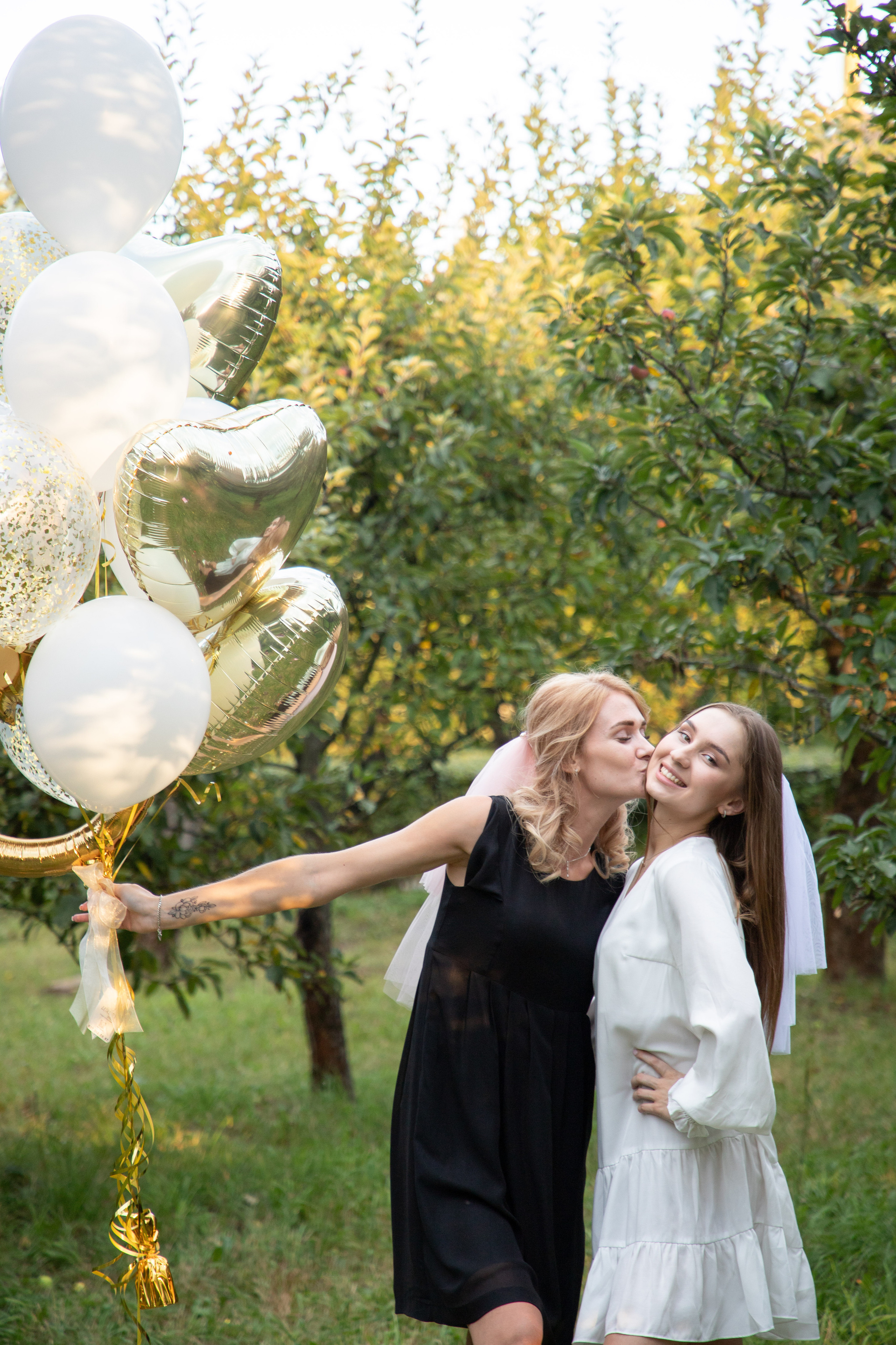 HenParty Ann. Wedding and family photographer