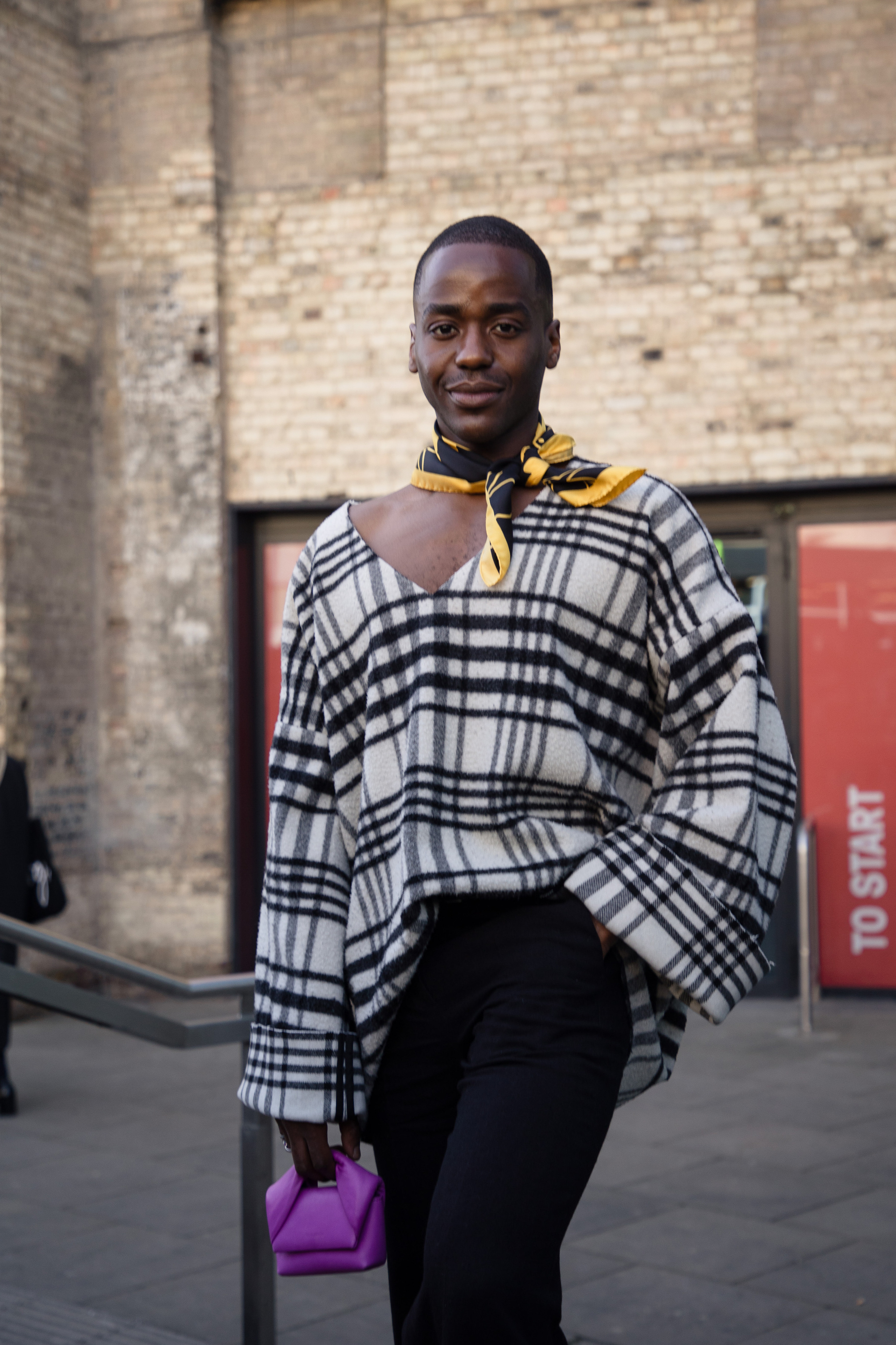 LFW Day 3. Wedding and family photographer