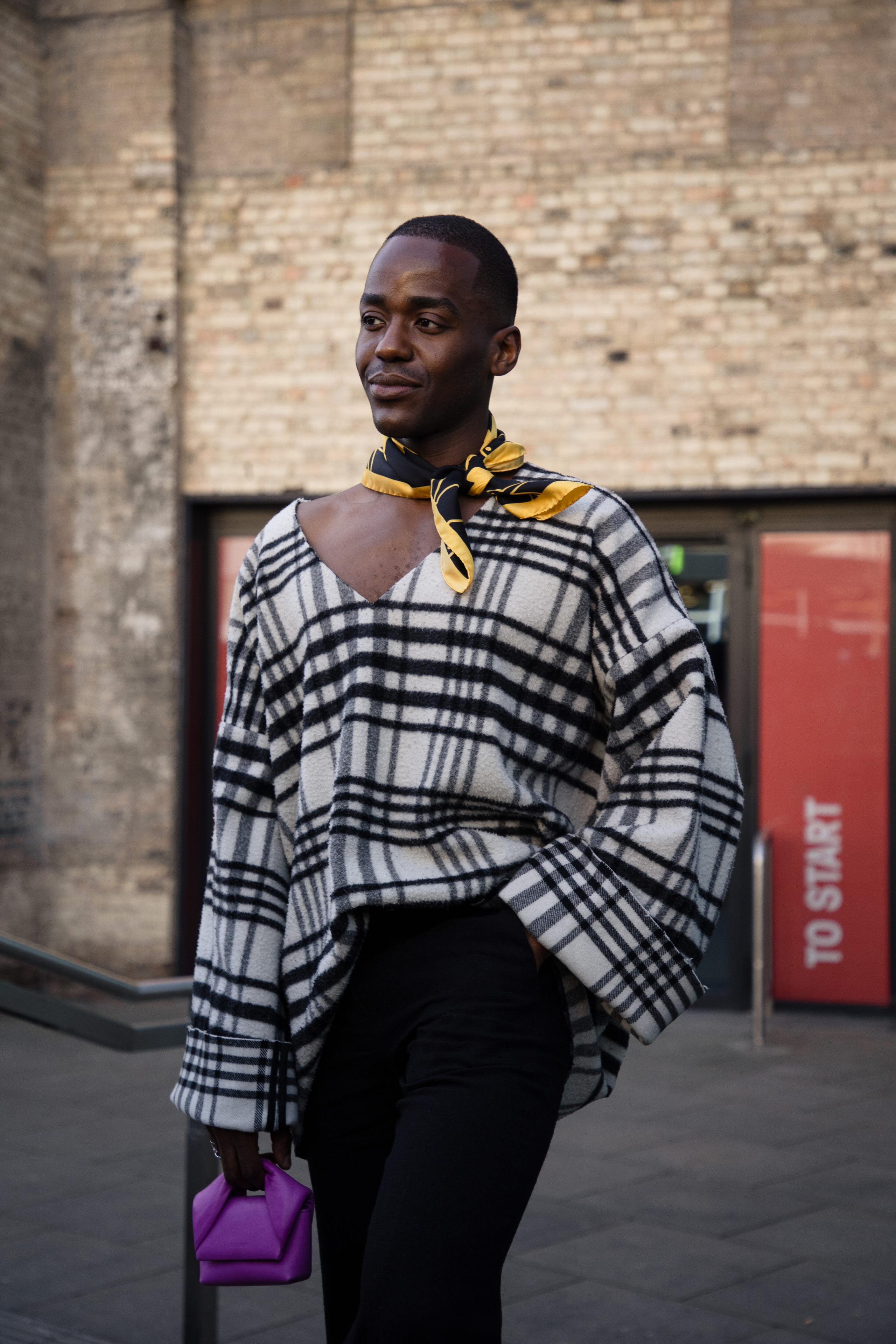 LFW Day 3. Wedding and family photographer