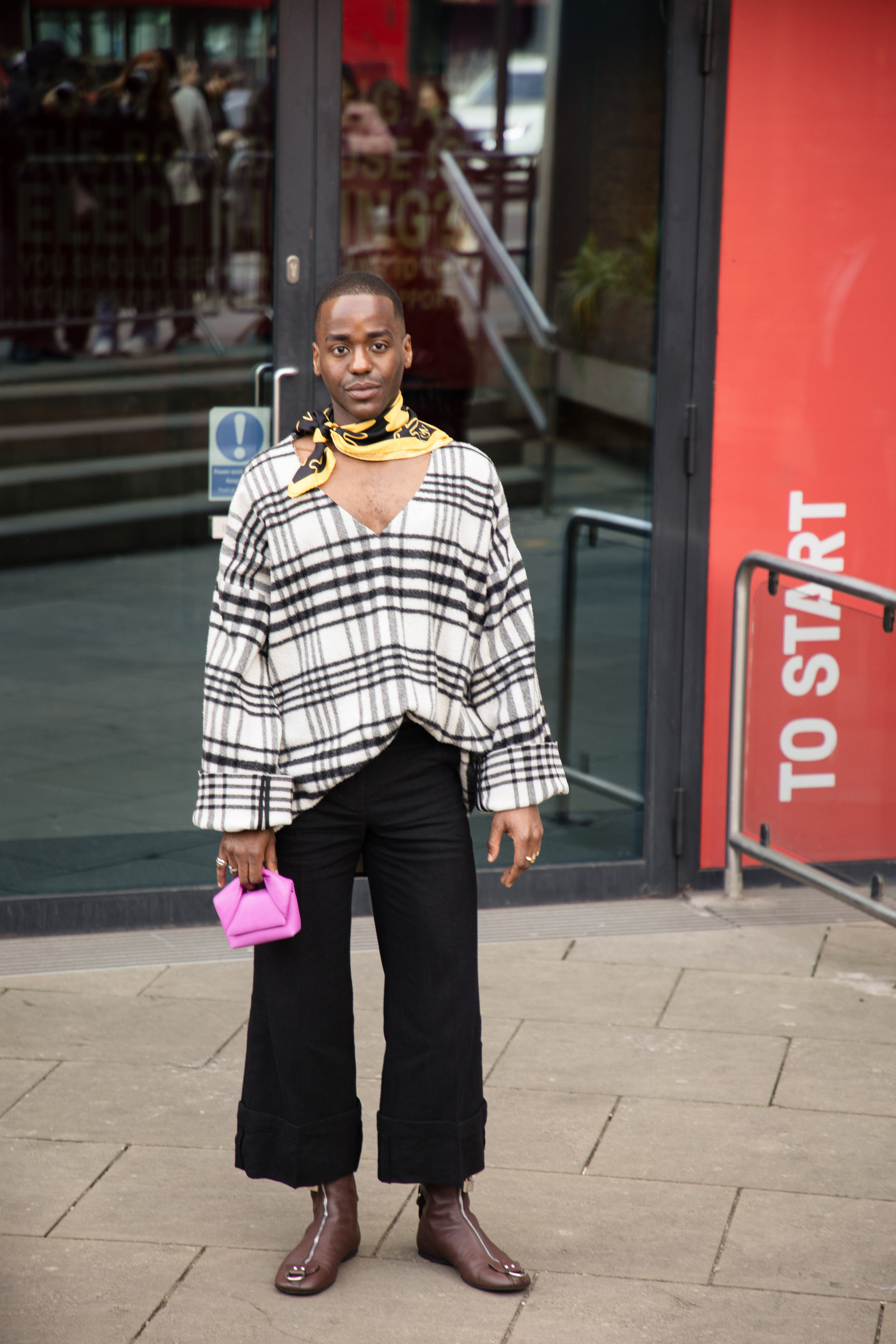 LFW Day 3. Wedding and family photographer