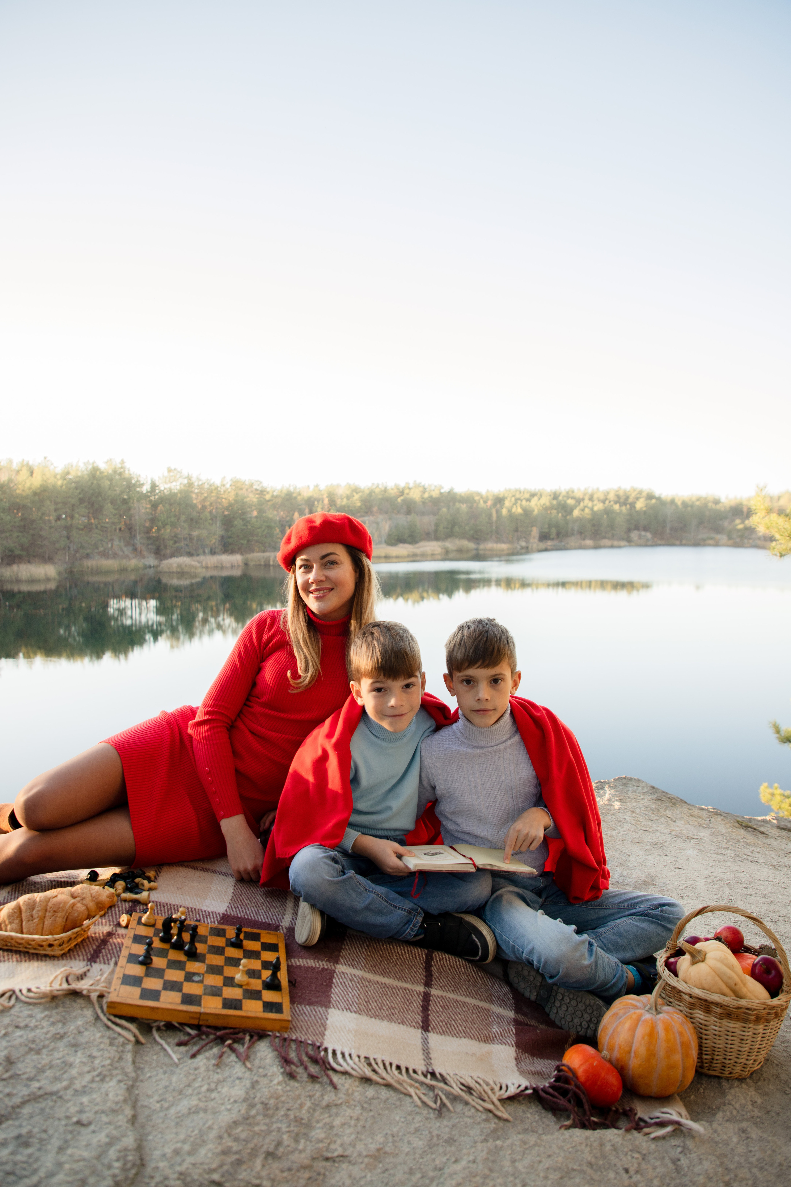 Cozy autumn. Wedding and family photographer
