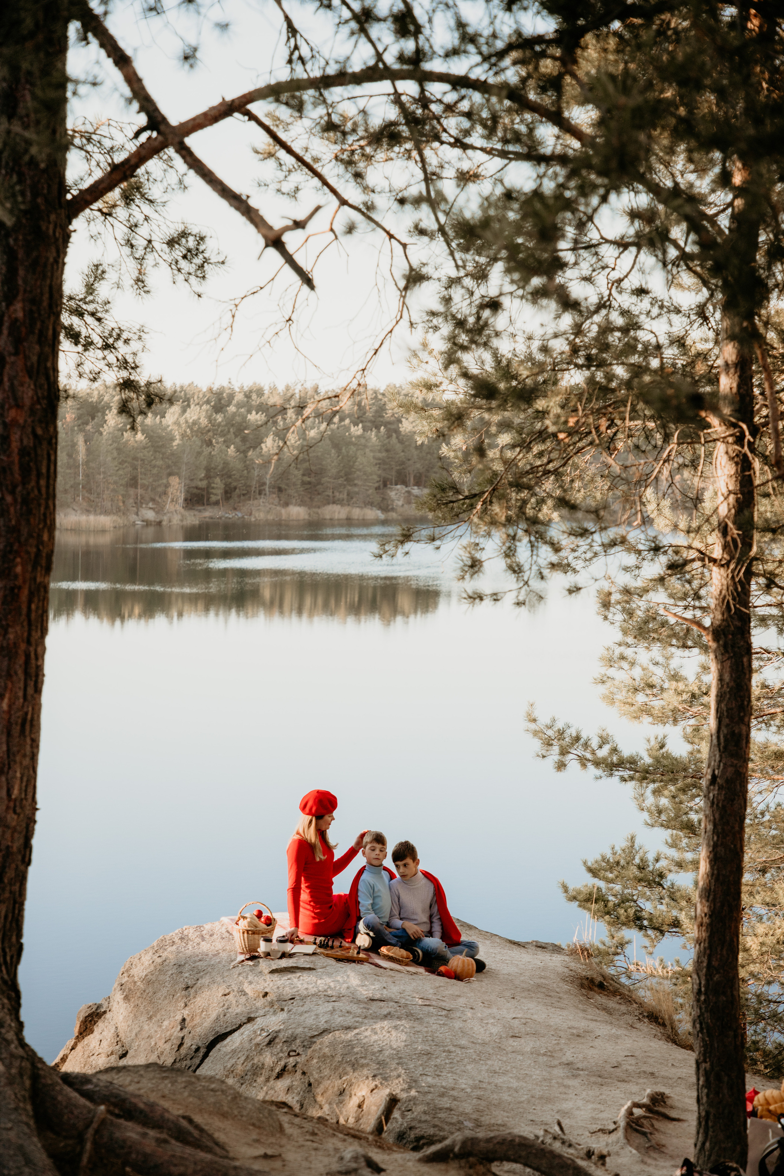 Cozy autumn. Wedding and family photographer