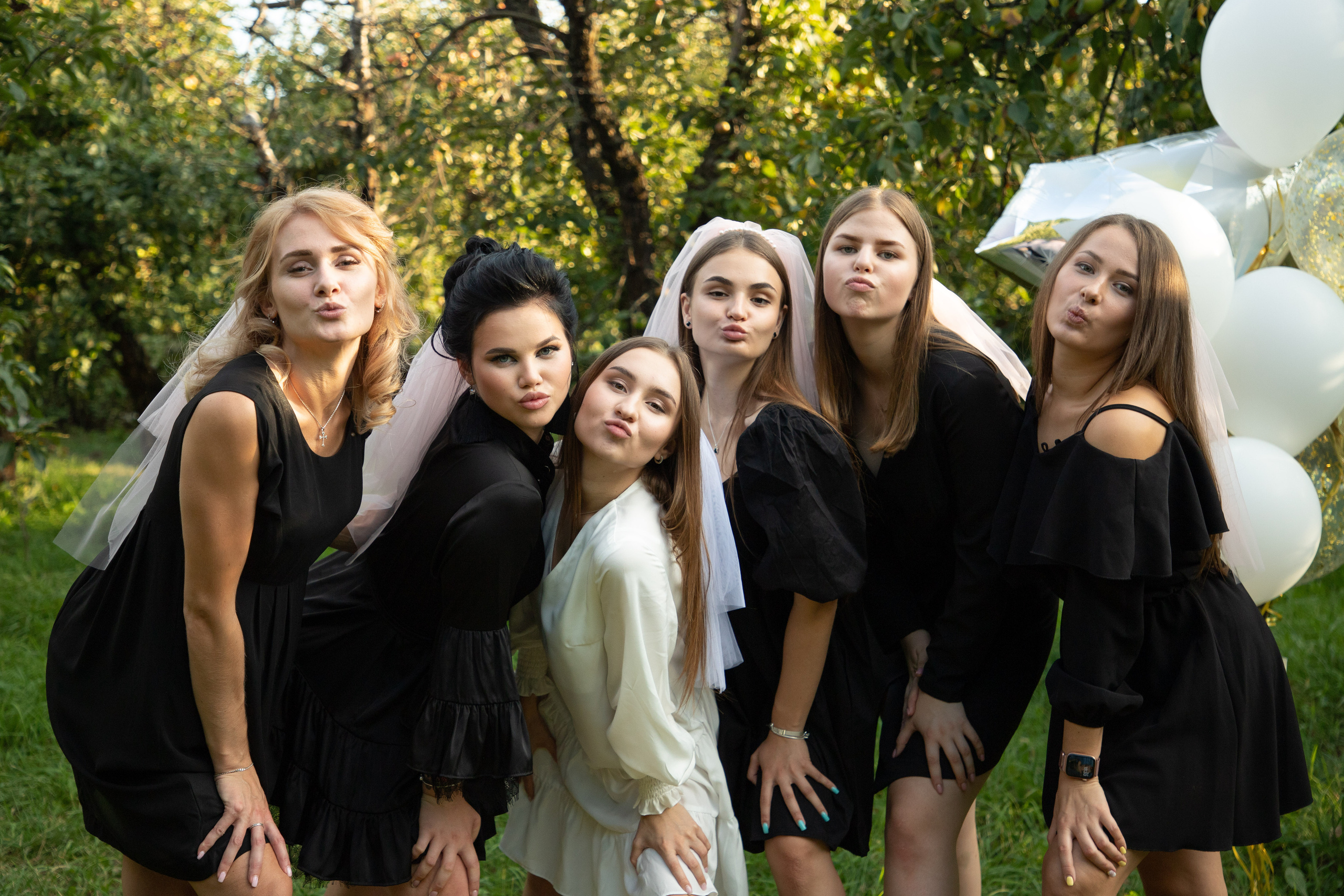 HenParty Ann. Wedding and family photographer