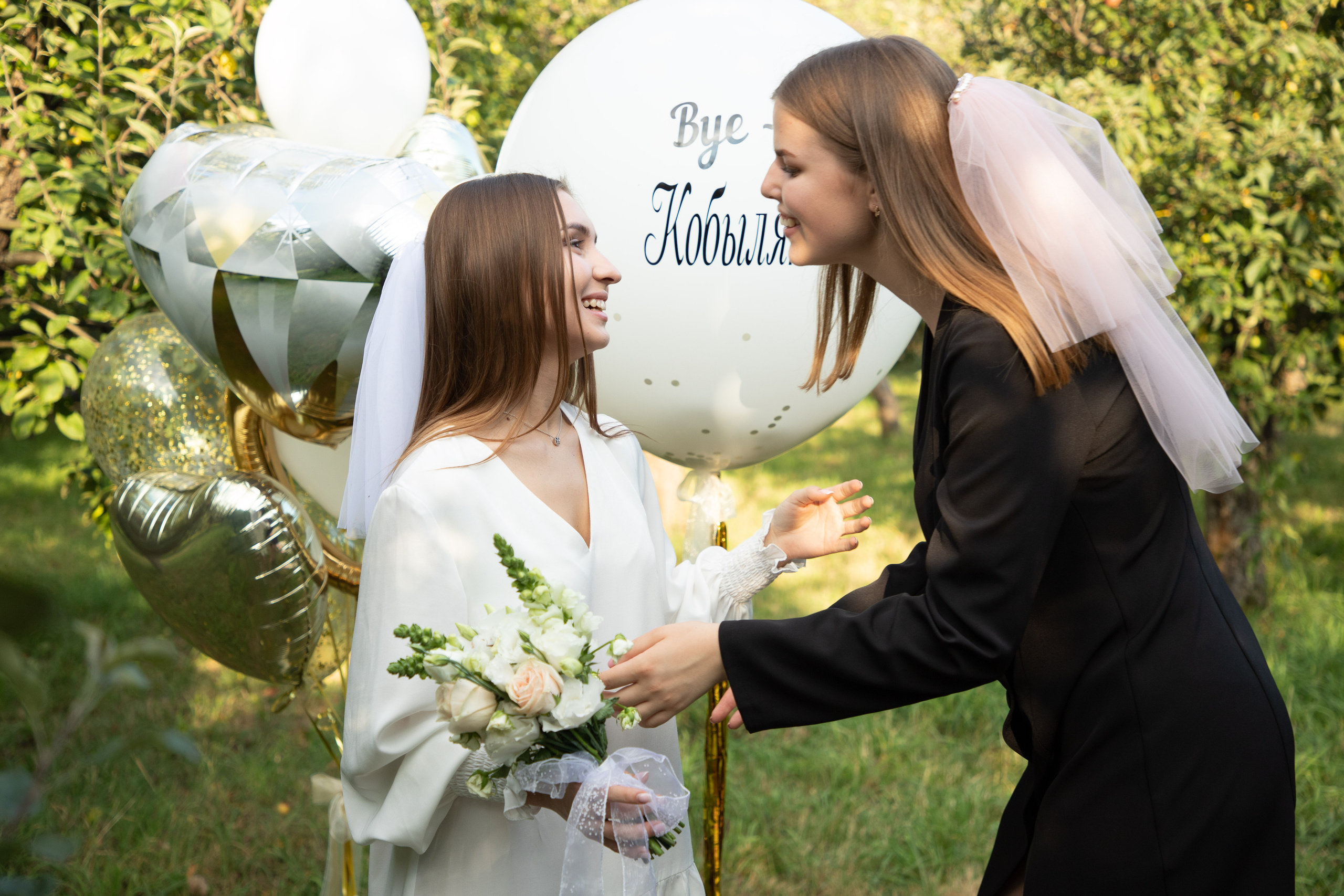 HenParty Ann. Wedding and family photographer