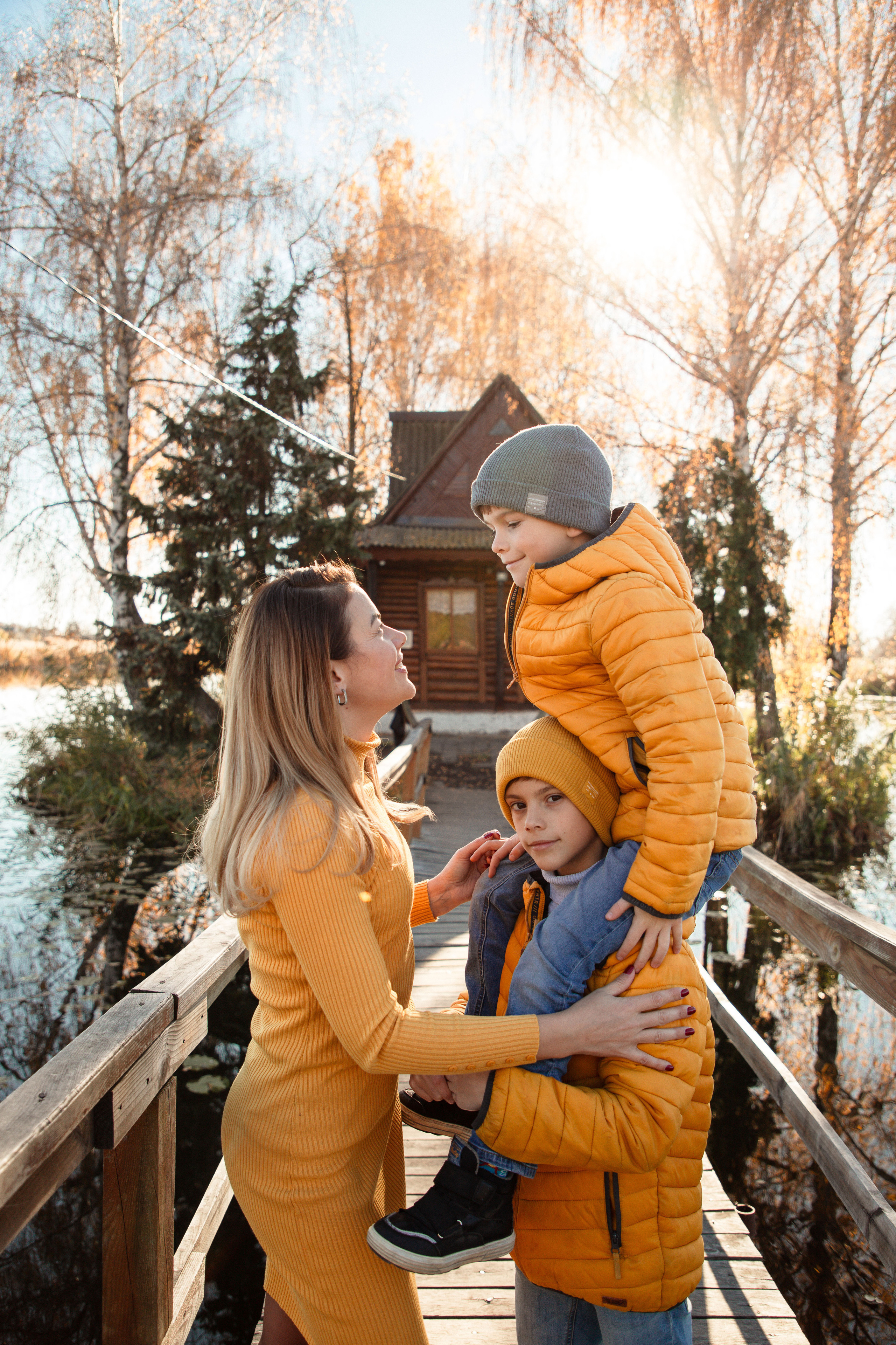 Cozy autumn. Wedding and family photographer