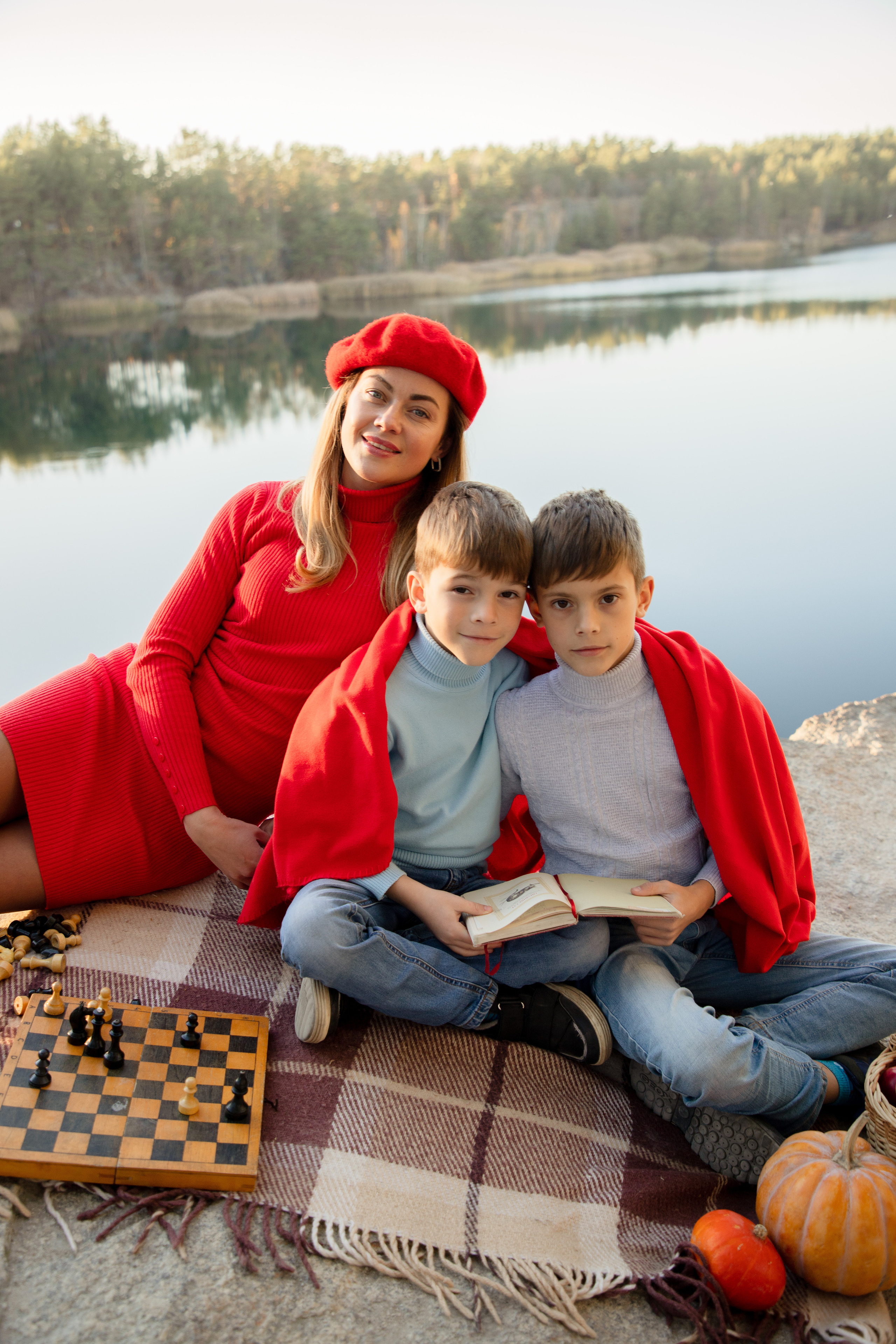 Cozy autumn. Wedding and family photographer