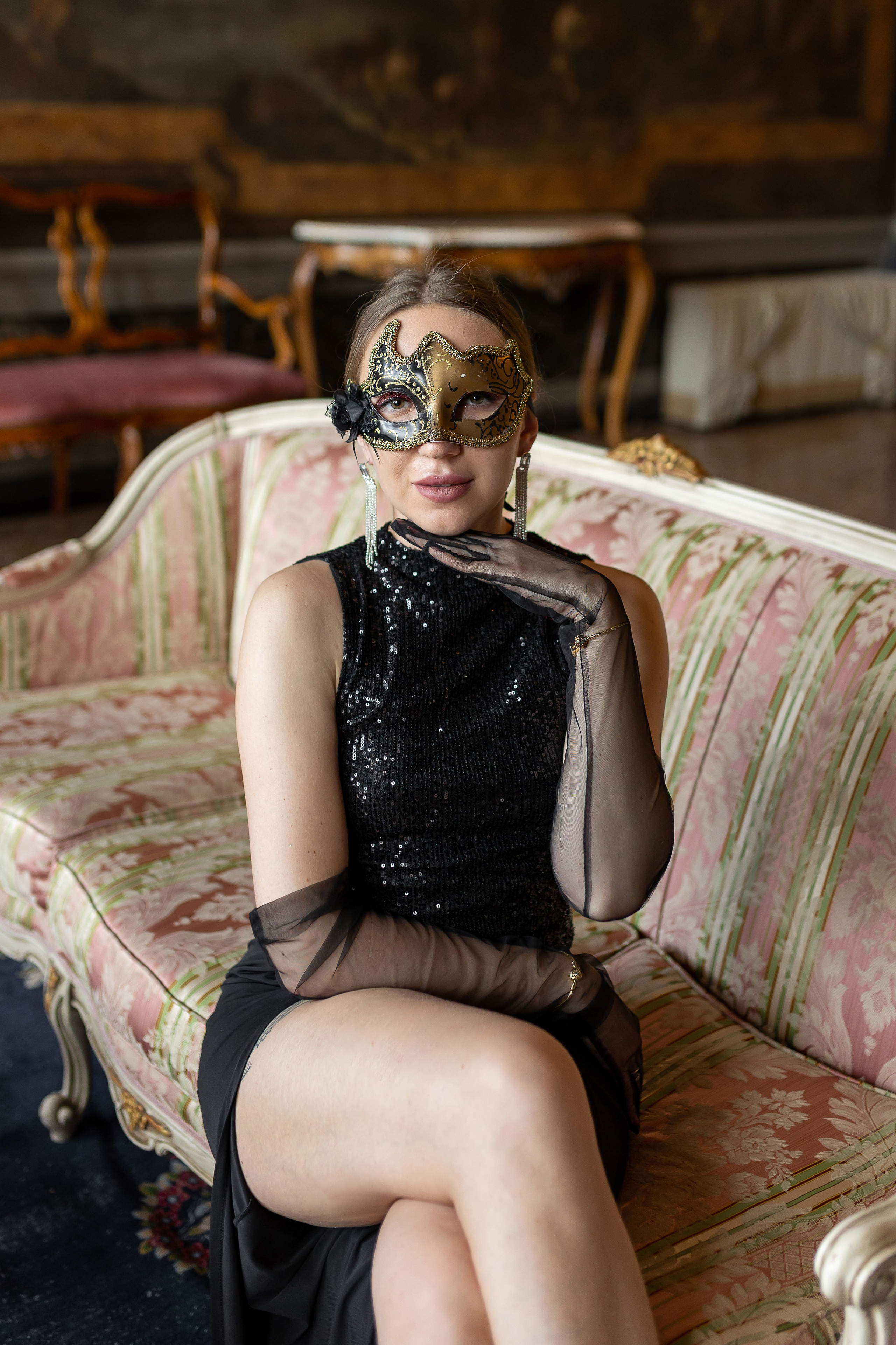 Love story in ancient palace