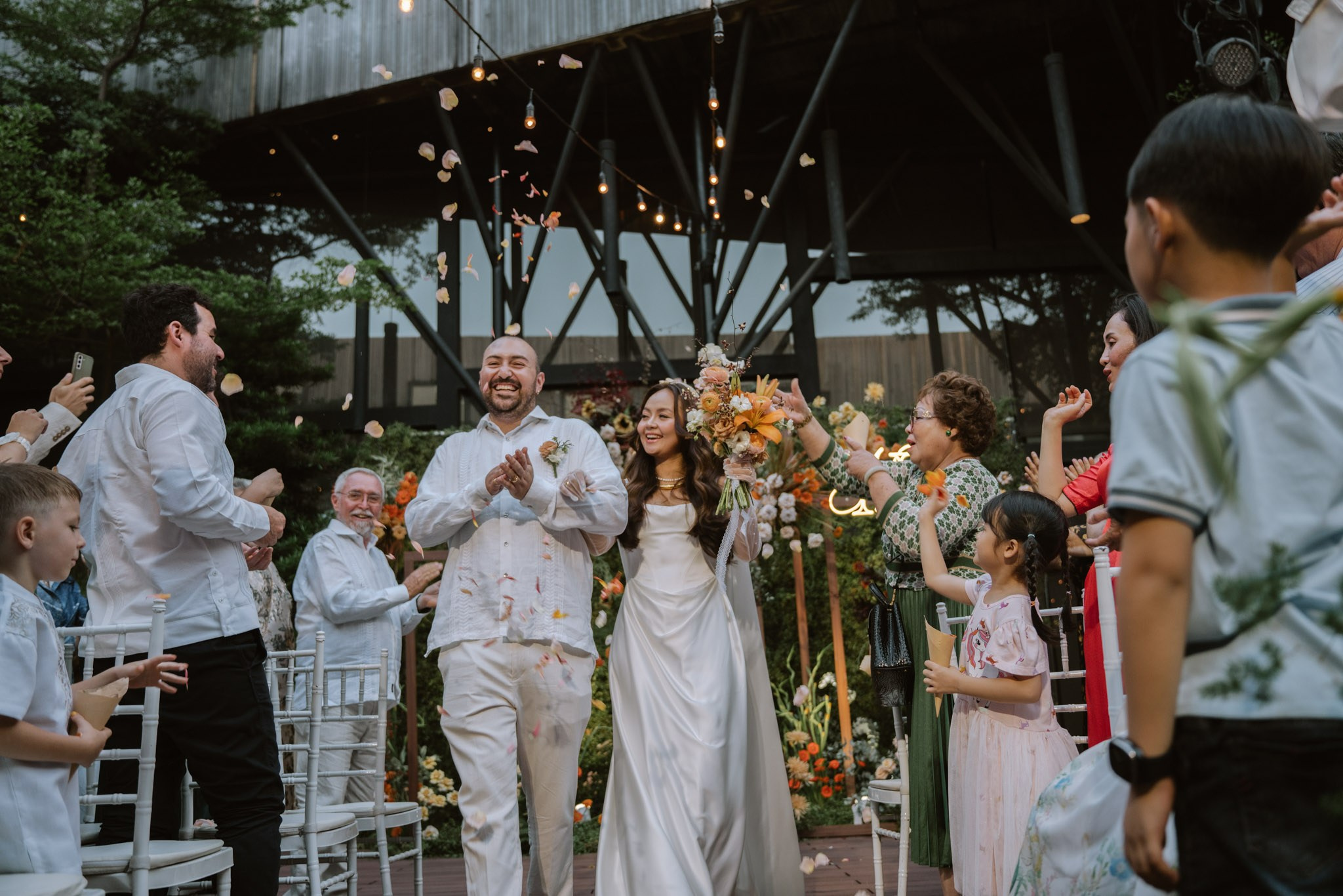 NICOLAS & LUCIE. WEDDING PHOTOGRAPHER IN VIETNAM