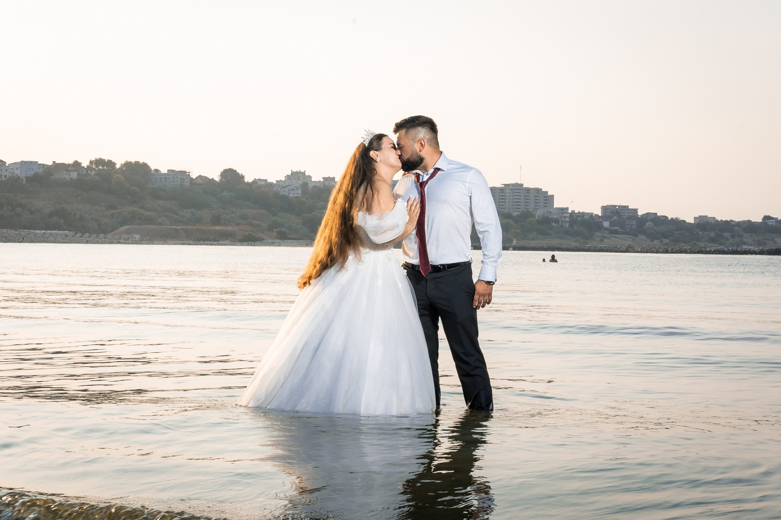 Andreea & Elvis Trash The Dress. MGS STUDIO
