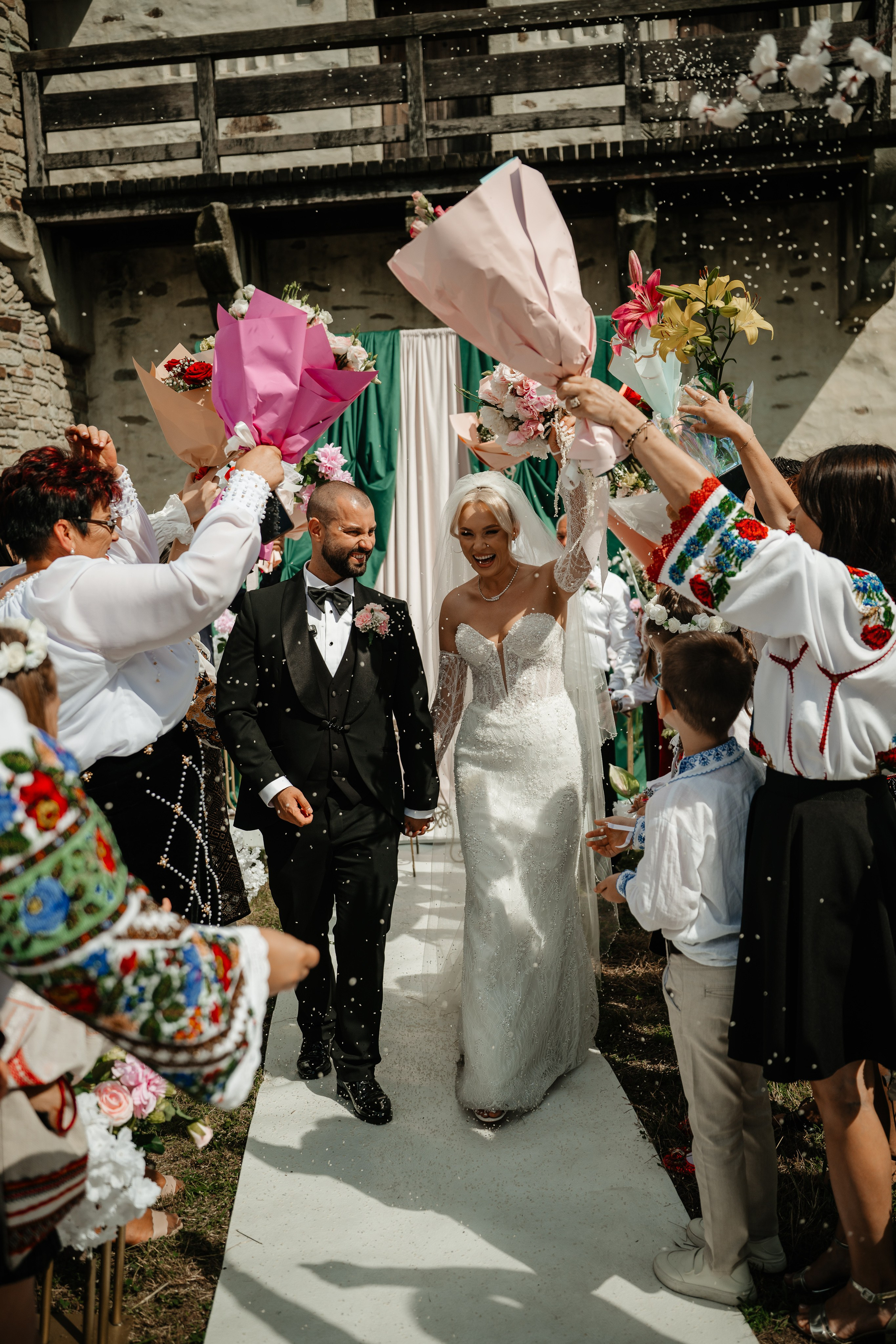 🤎 G a b r i e l a & D a n i e l - Wedding Day Preview. Wedding & Family Photographer