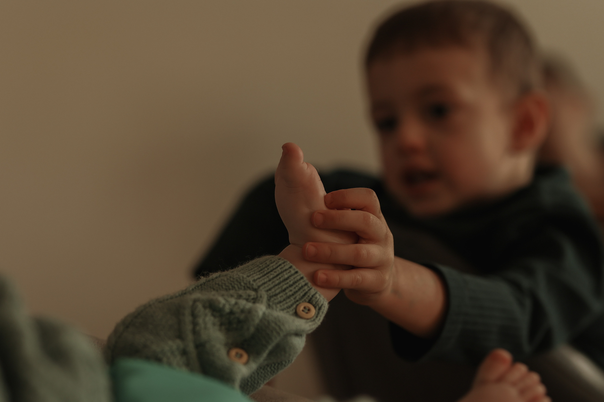 Homestory-Fotografie | Authentische Familienmomente zu Hause | Albina Vaniyants. Professionelle Familienfotografie, Kinderfotografie und Portraitfotografie in Linz, Oberösterreich - Albina Vaniyants, Fotografin aus OÖ