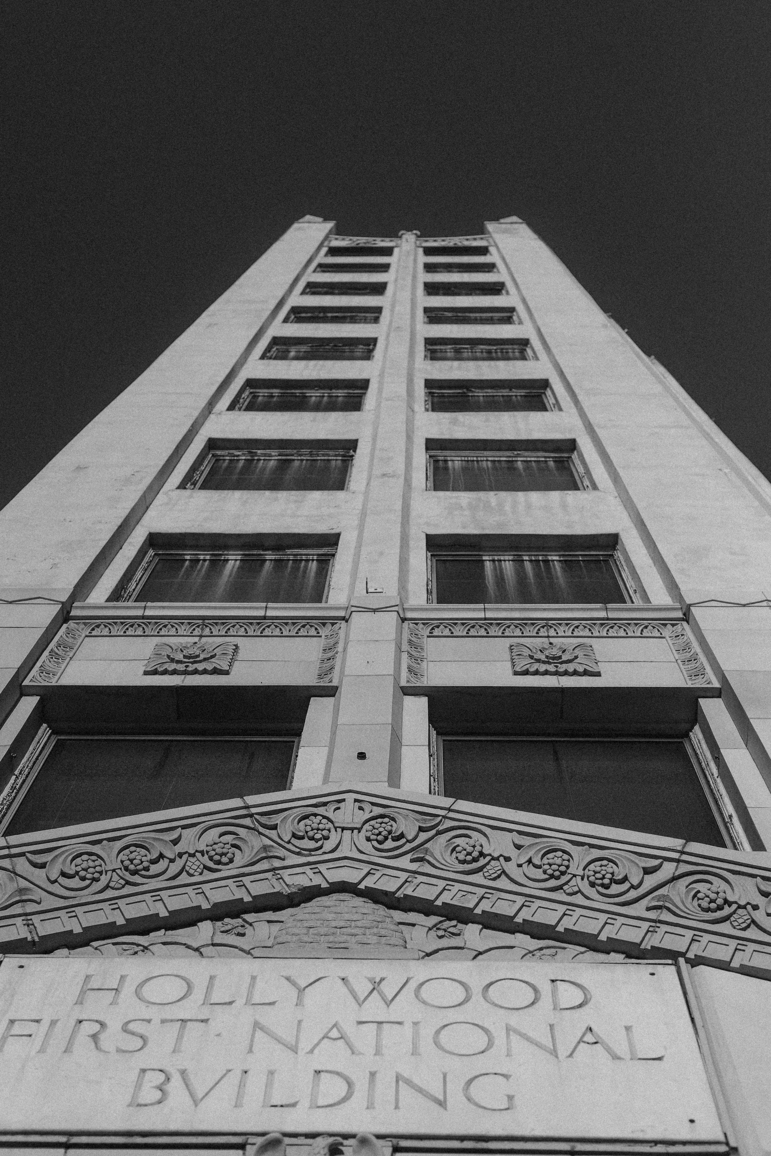 LOS ANGELES STREET. TETIANA UDOVYCHENKO PORTRAIT PHOTOGRAPHER