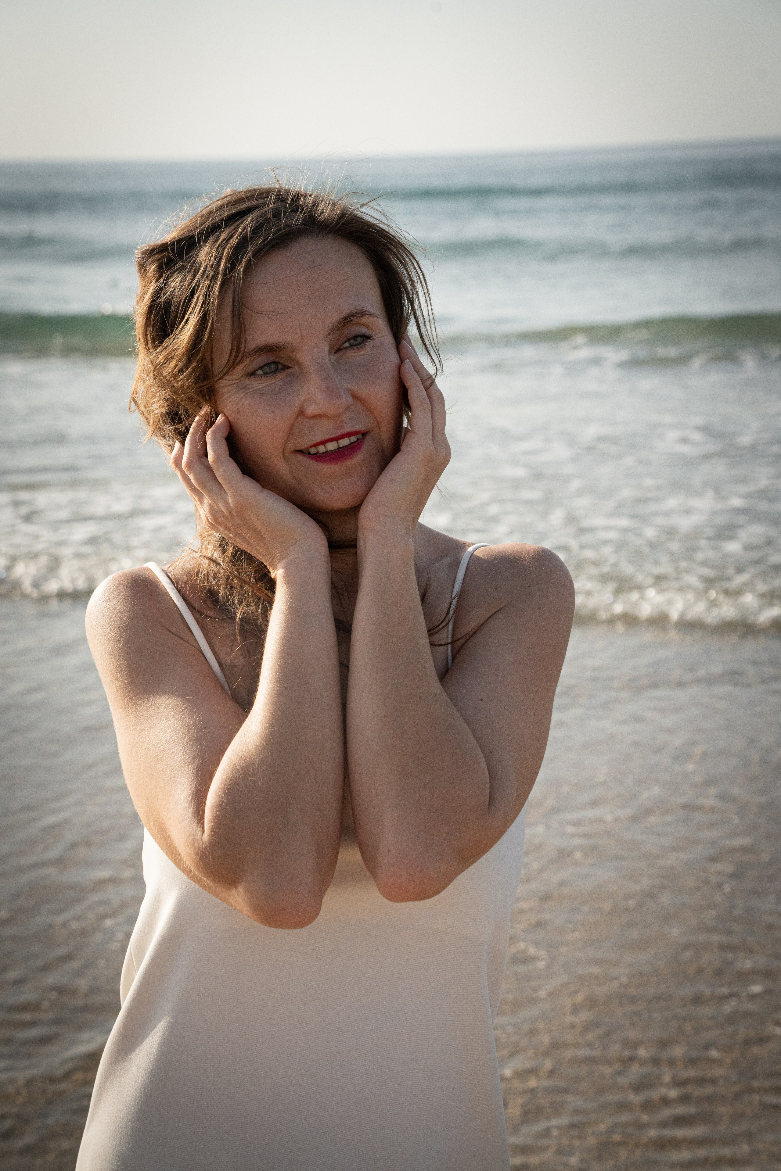 Yudith, Tel Aviv, Beach, November 2025. Divignbytehilah.com