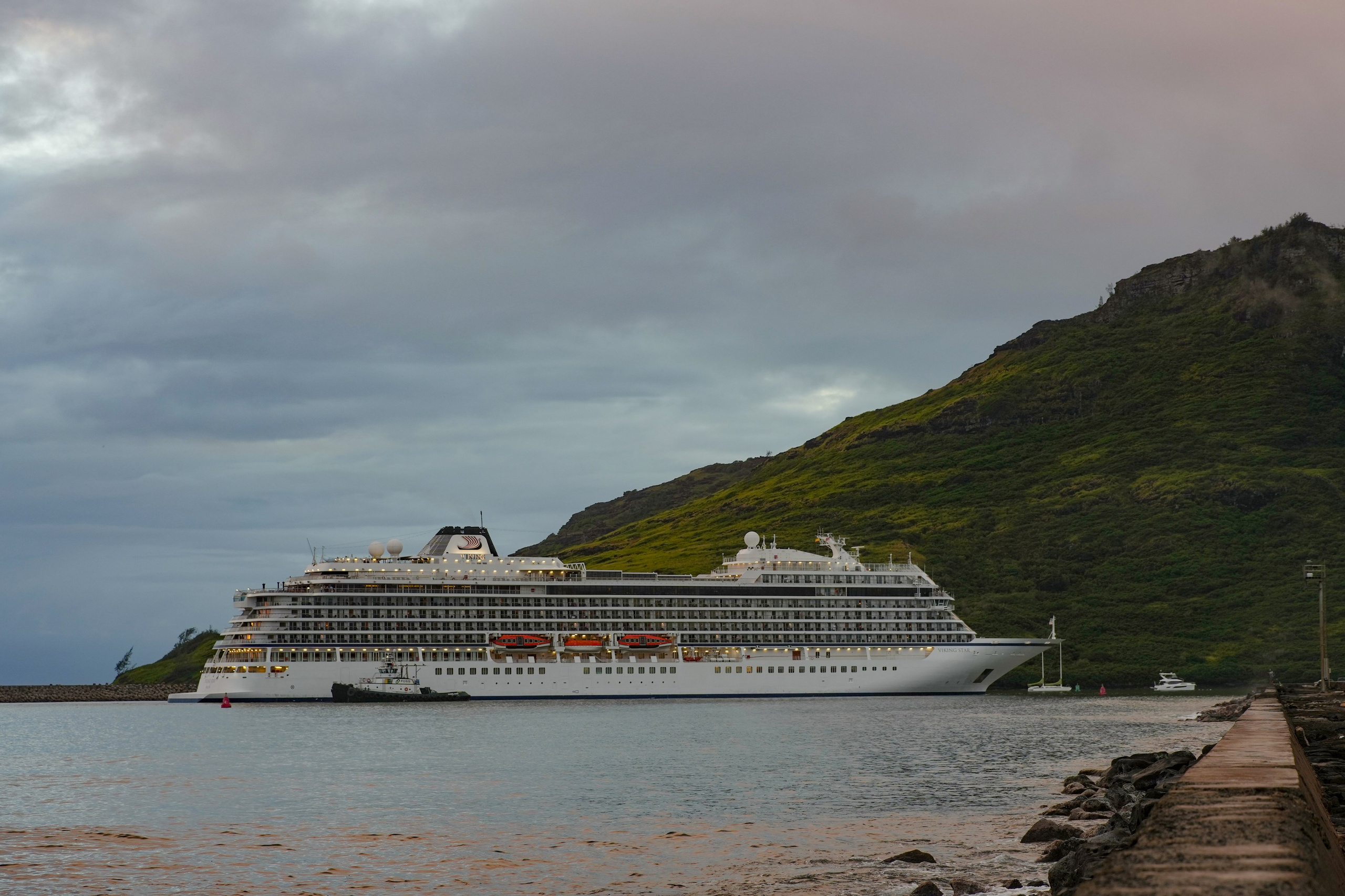 SHIPS. Awards winning photographer in Kauai, Hawaii