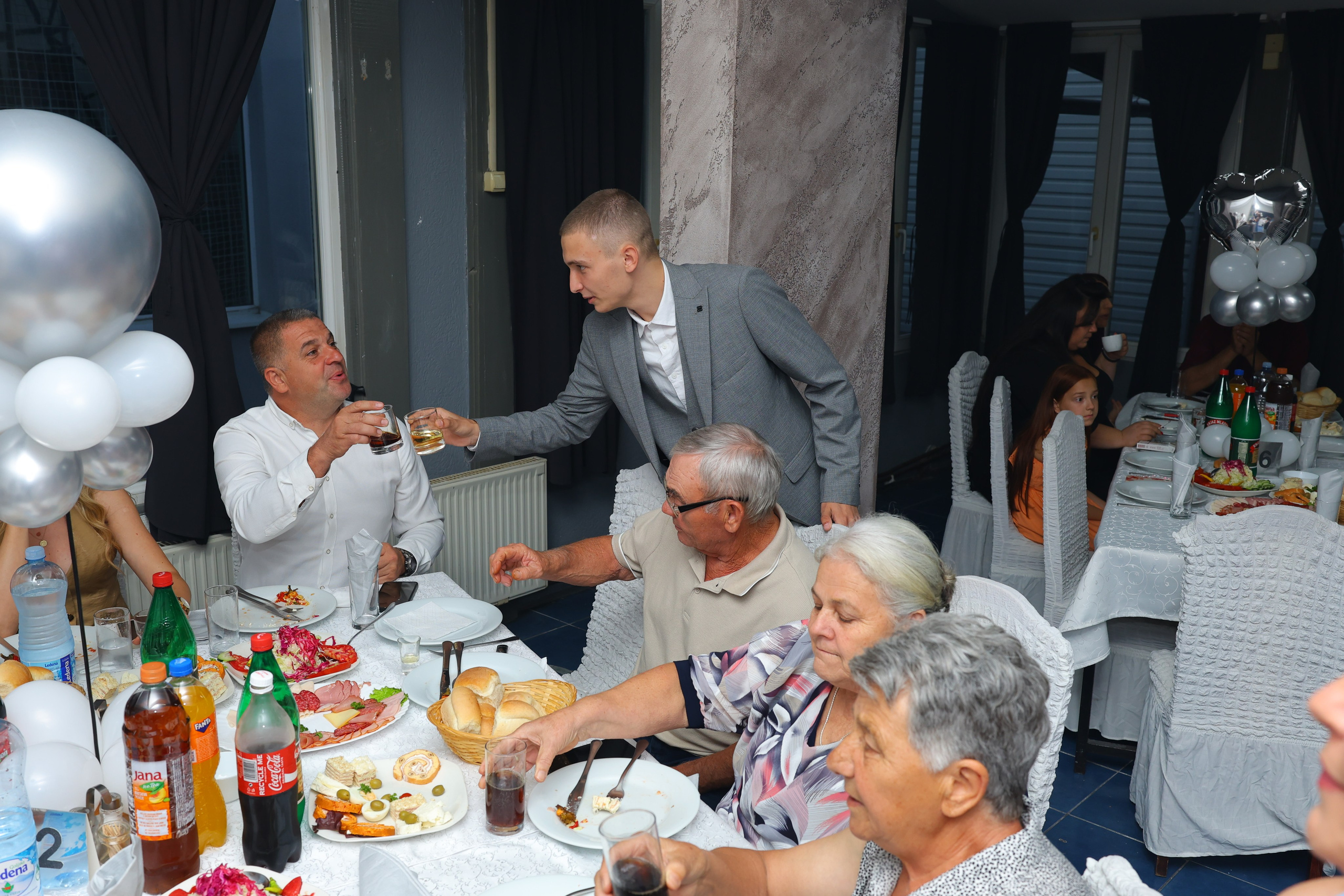 Matejin 18. rodjendan. Foto Simic Jagodina
