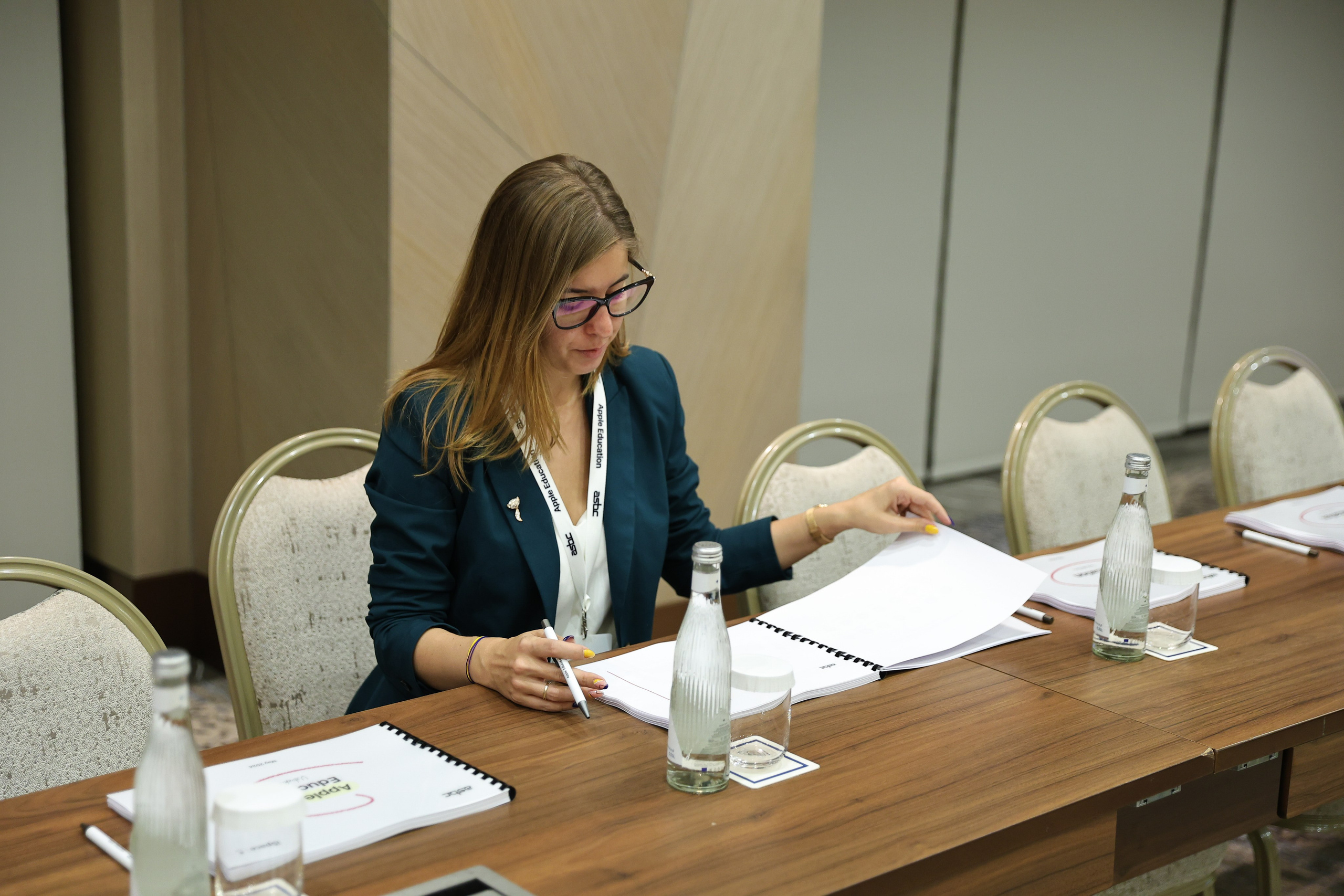 Презентация Apple education Uzbekiston. Создает увлекательные учебные материалы. Профессиональная Фото-Видео Студия Геннадия Нестеренко | Ташкент и Весь Узбекистан