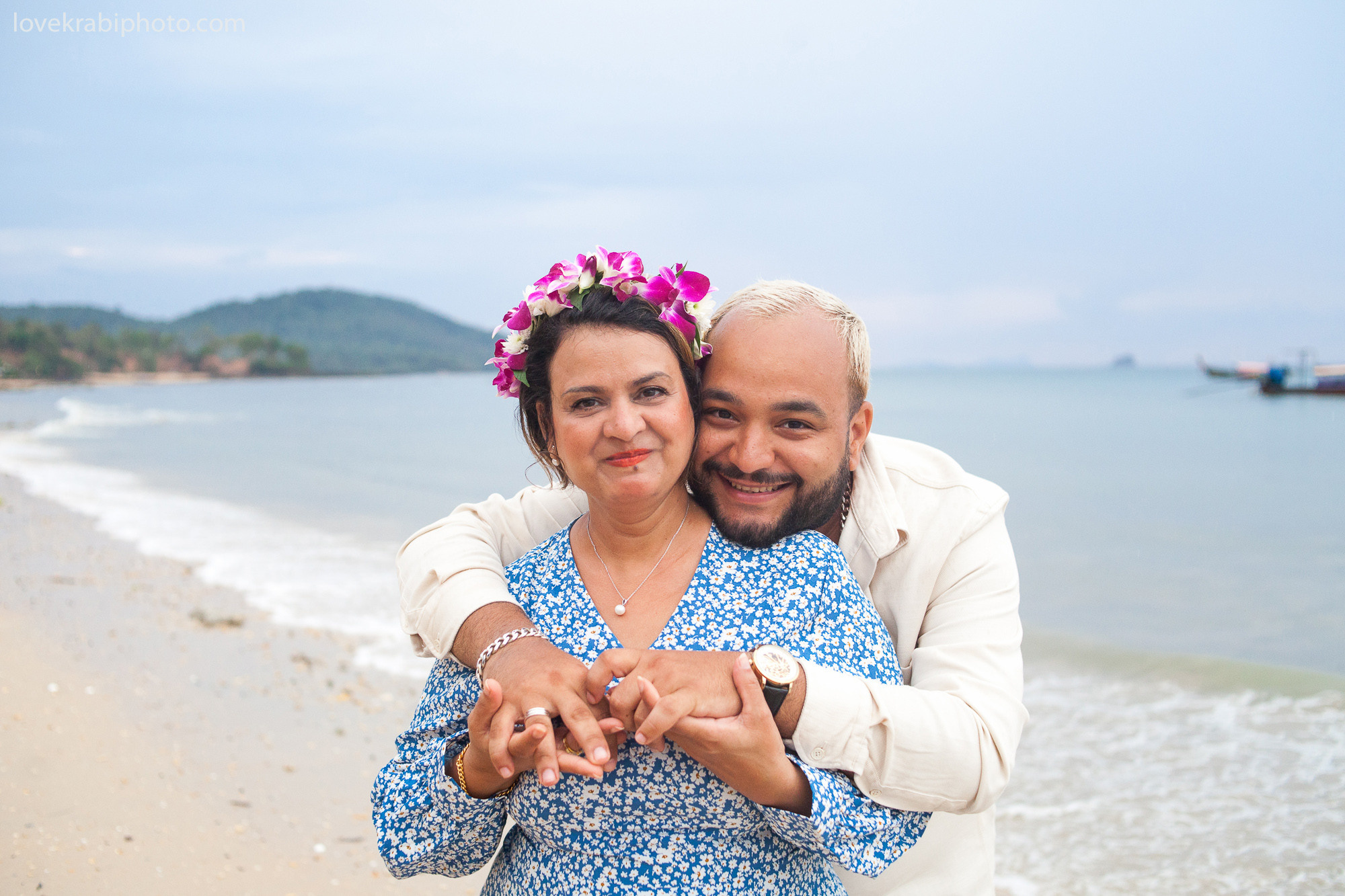 klong muang beach, krabi photographer, thailand wedding, krabi flora, aonang bouquet delivery, bridal bouquet, honeymoon, prewedding