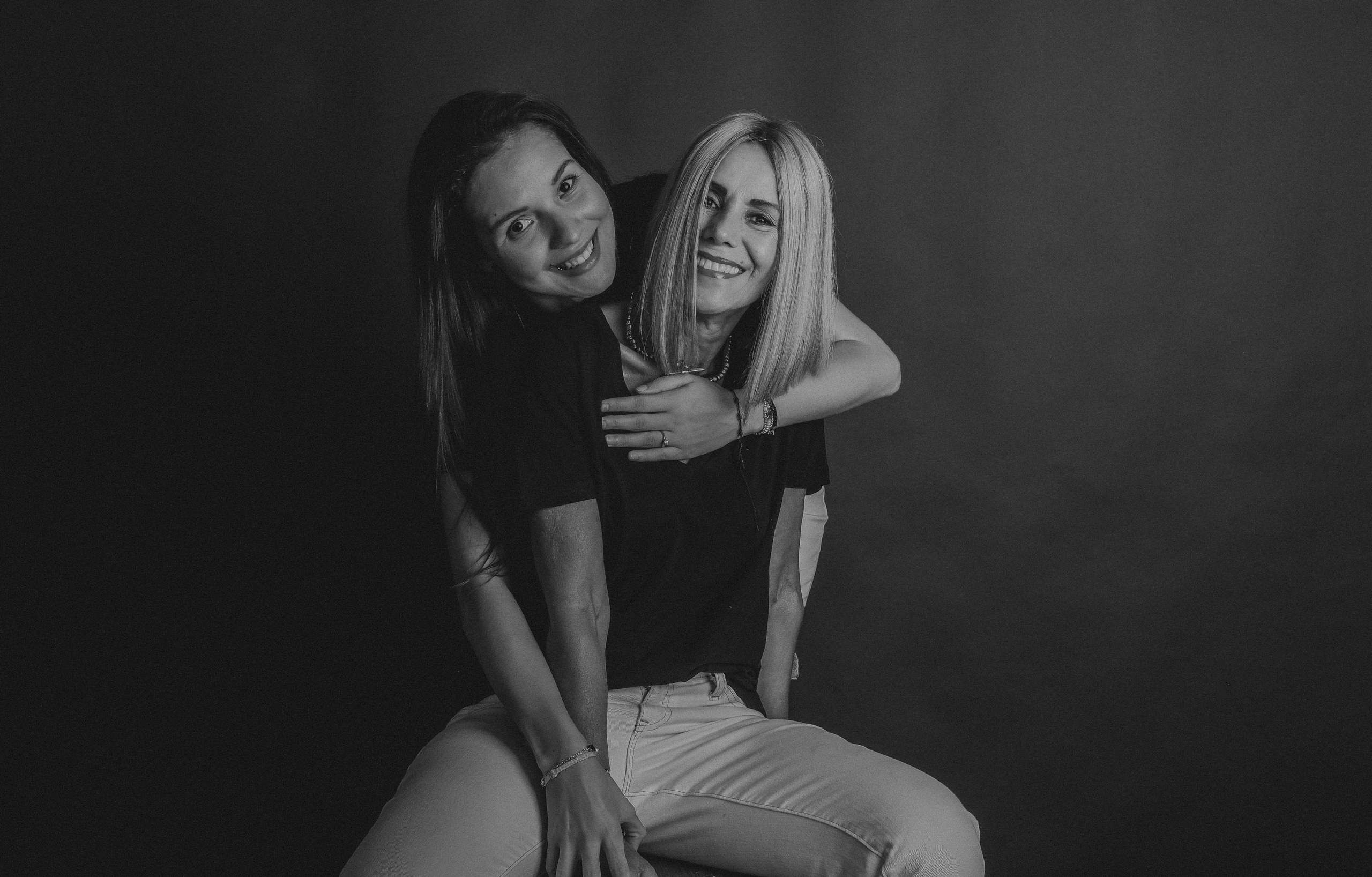 Adri & Maricris. Wedding and family photographer in Mexico City