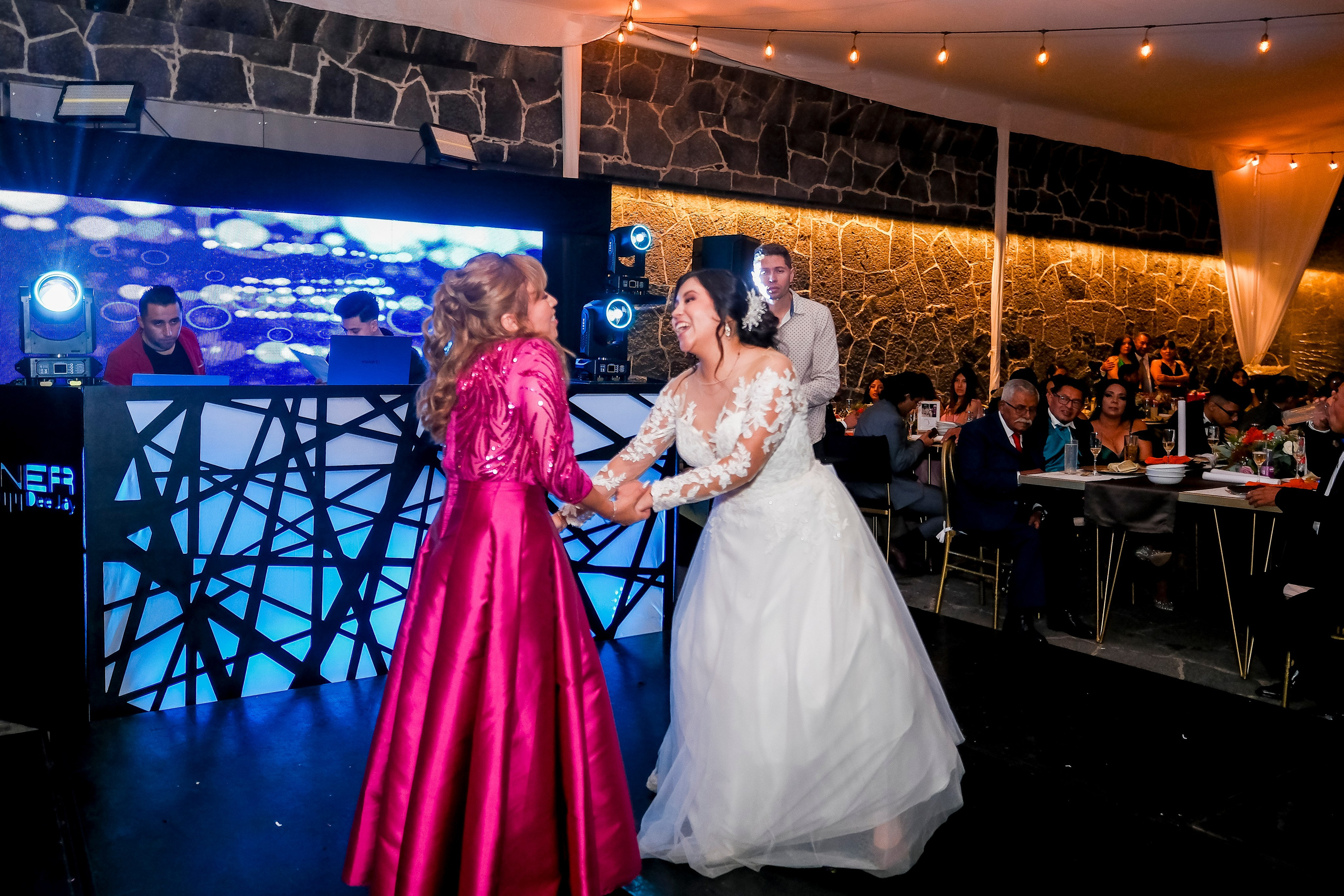 Vane y Sherwin. Wedding and family photographer in Mexico City