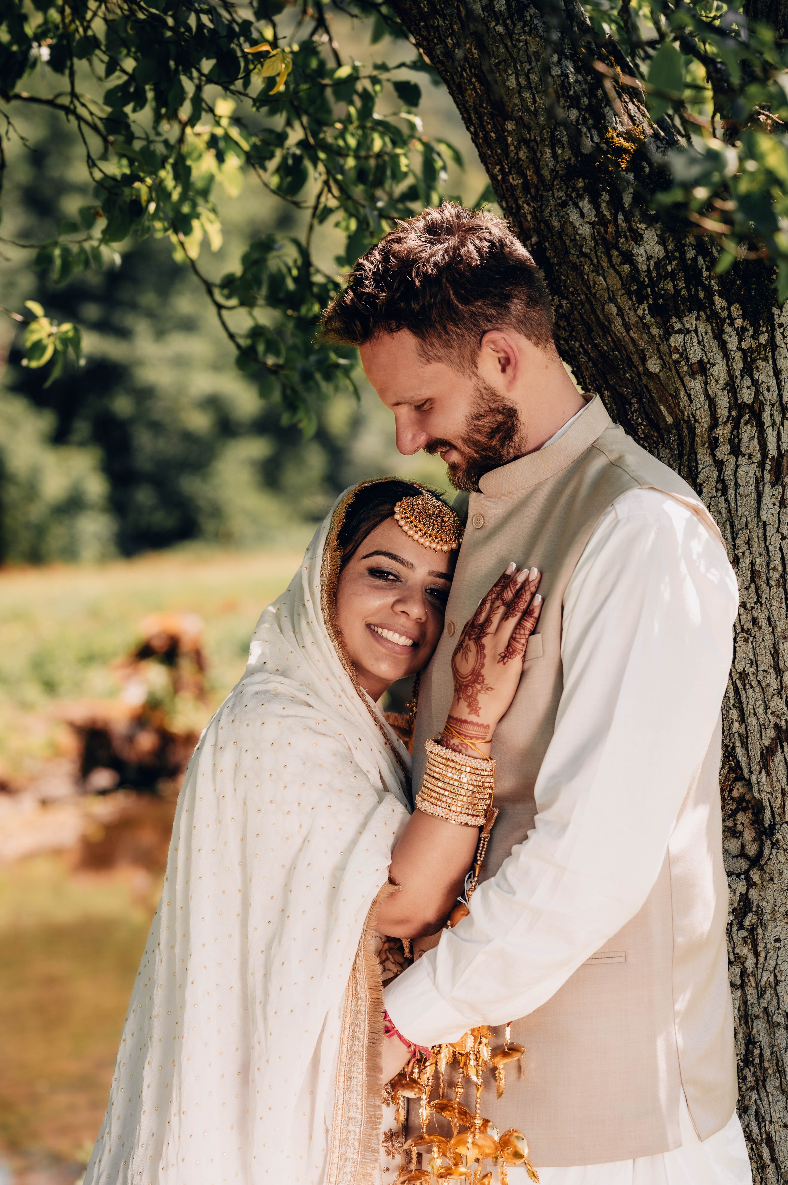 Hochzeitsfotografie in Singen – Sandeep & Mark. Authentische, emotionale, zeitlose Hochzeitsfotografie aus Albstadt