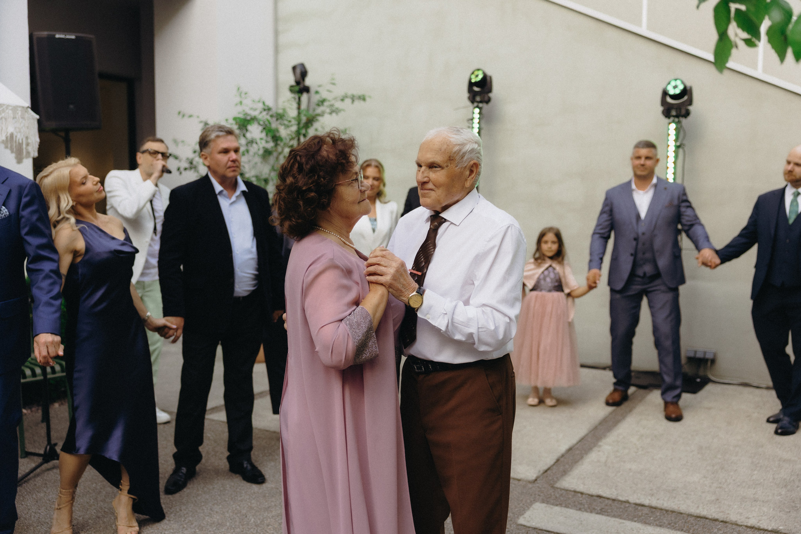 Paulina ir Deivydas | vestuvės Vynvytyje | Kaunas 2025. Vestuvių ir šeimų fotografė Lena Bondarenko / belove photo