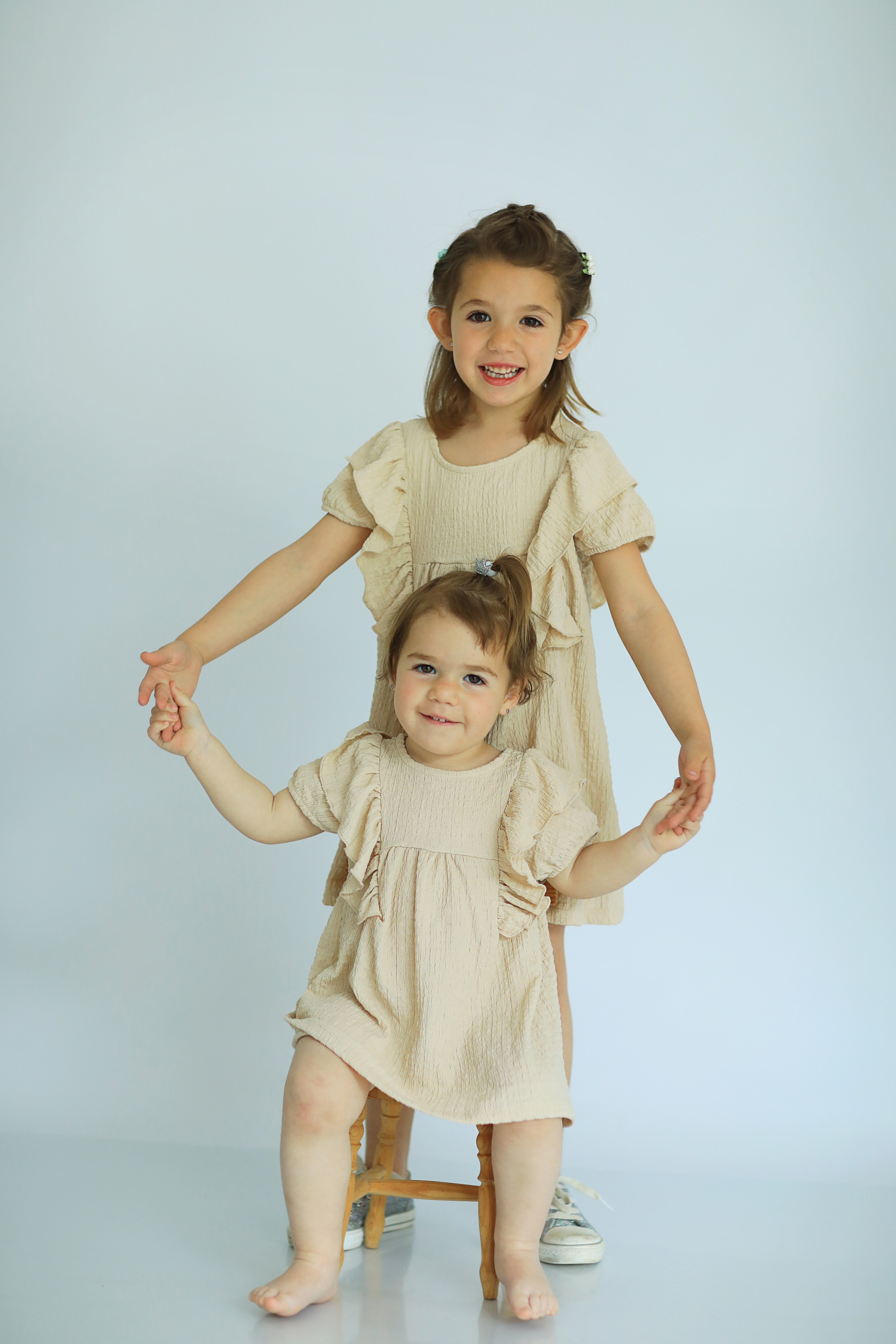 Celia. Fotografía de Eventos, Embarazo y Familiar en Pirineos