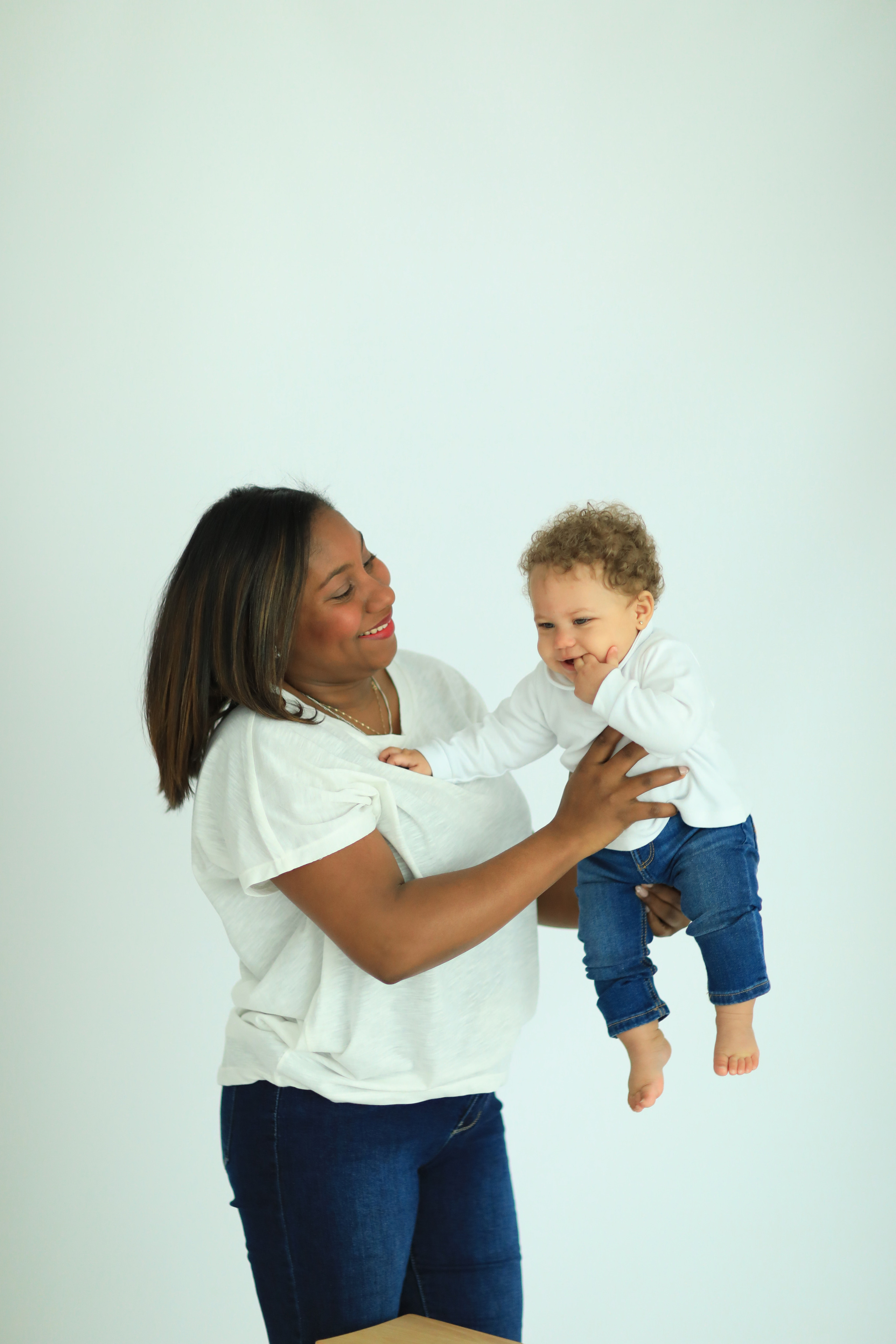 Perla. Fotografía de Eventos, Embarazo y Familiar en Pirineos