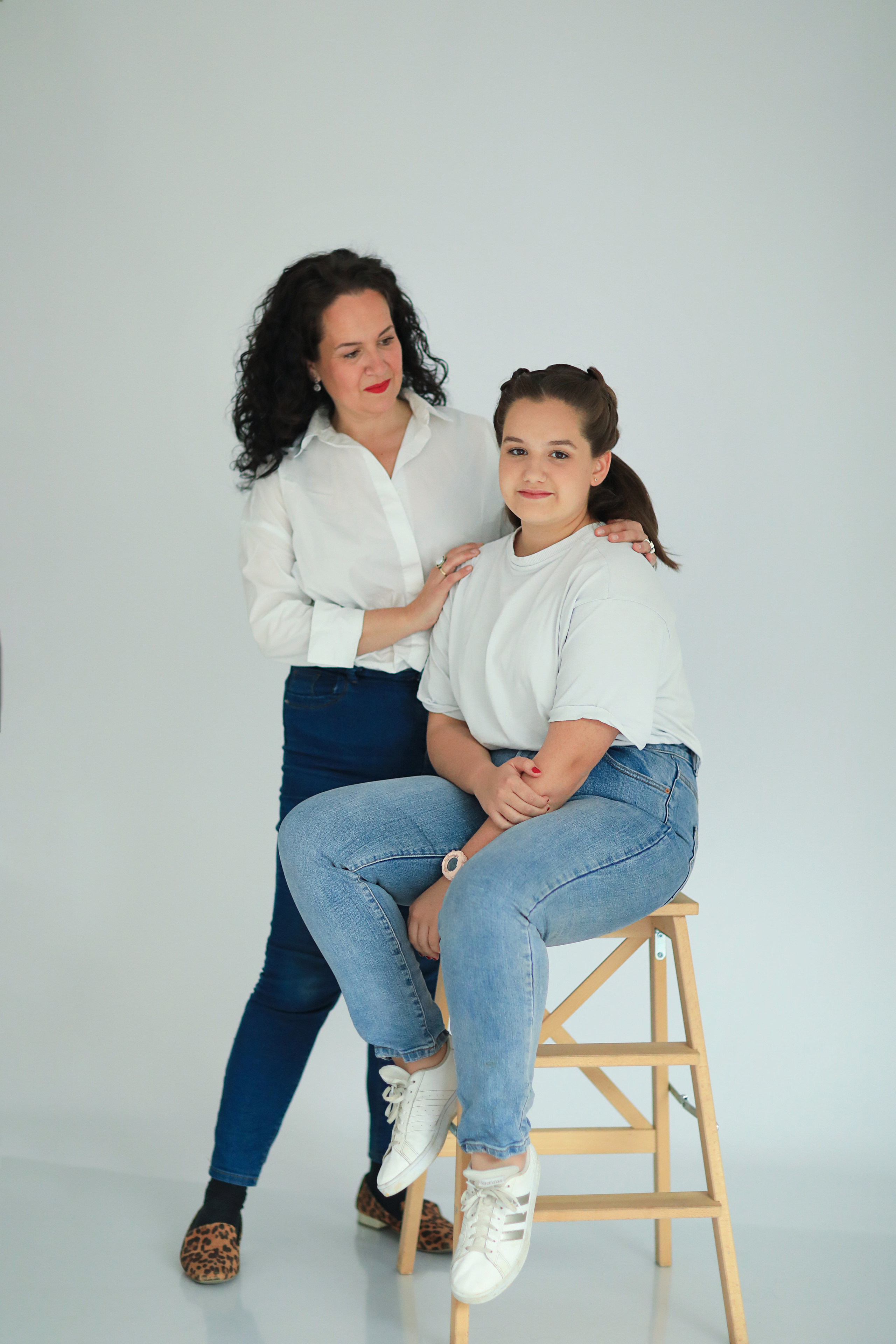 Isabel. Fotografía de Eventos, Embarazo y Familiar en Pirineos