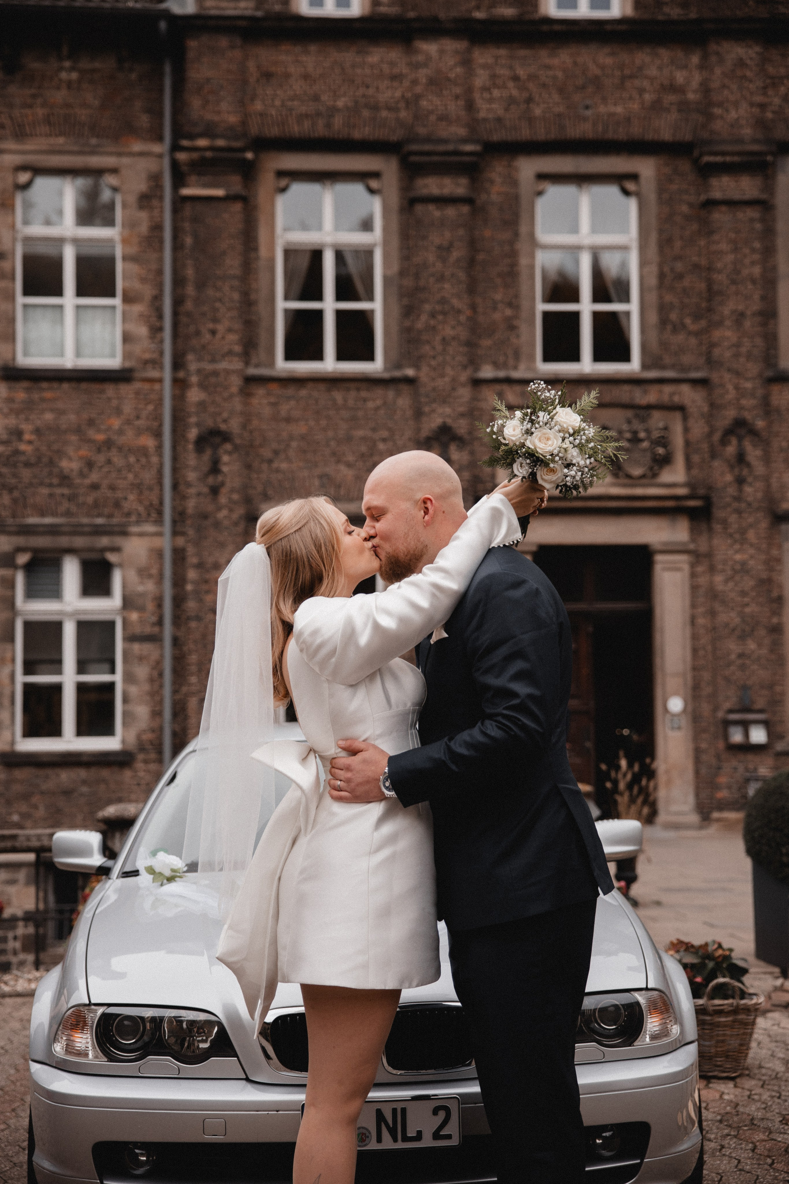 Louisa & Niklas | Schlosshotel Hugenpoet. Photographer in Bochum Dolia Halyna