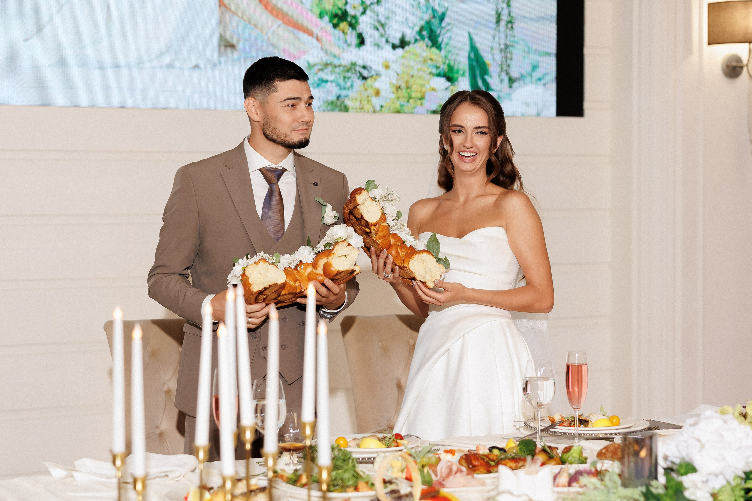 Eugen & Livia — Grand Elysee — Wedding Day. Servicii Foto și Video 067188353