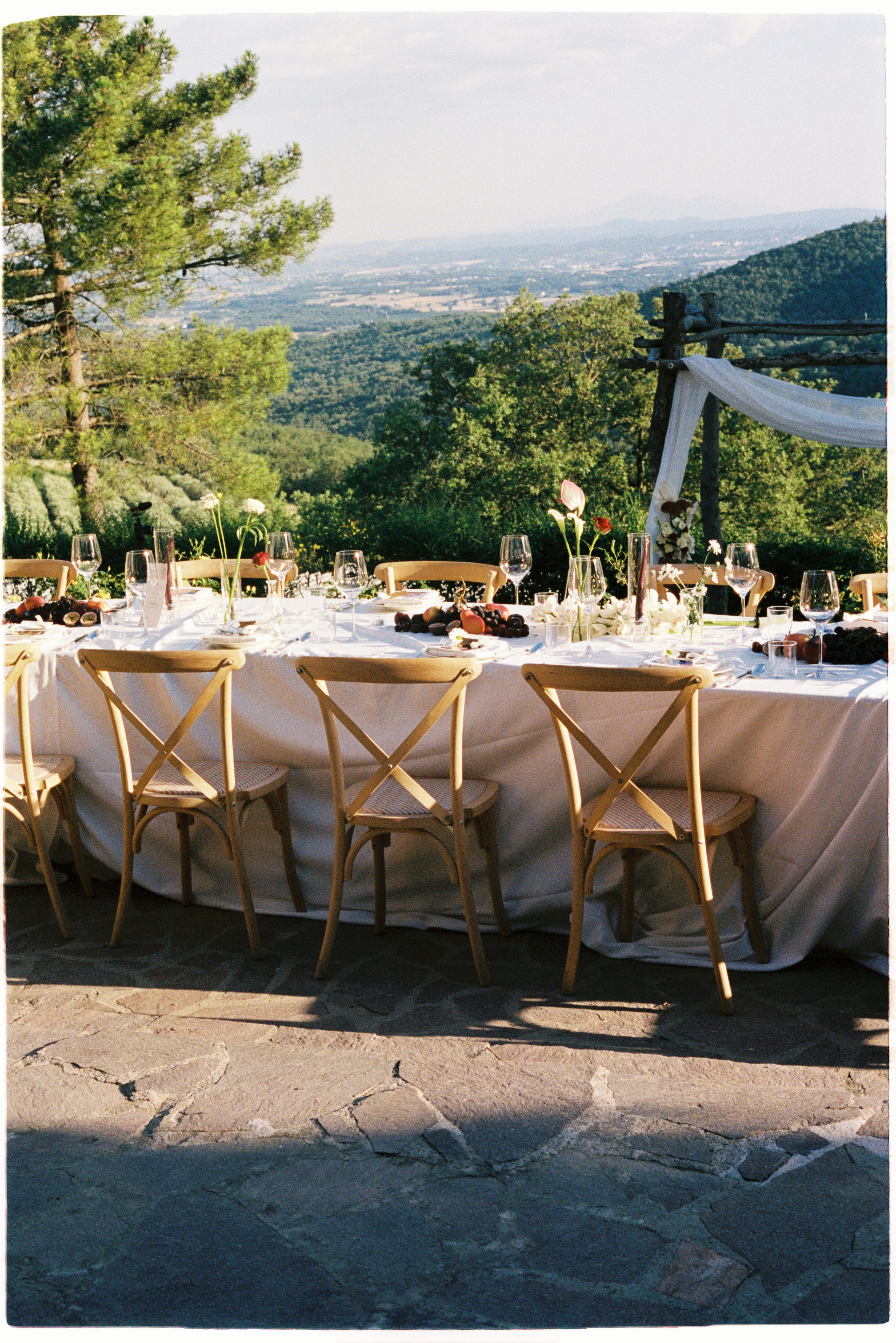 Sara Luca | Digital+Film wedding Photographer | Italy and Europe