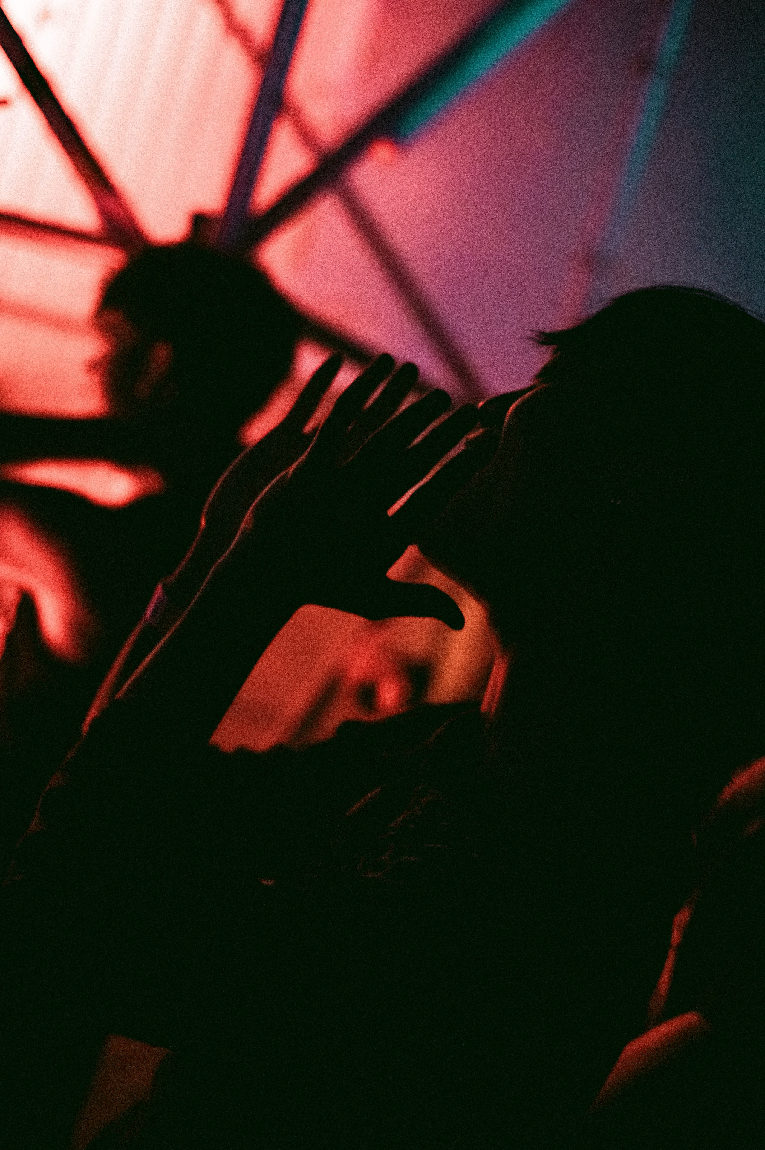 NIGHTLIFE. Versoluna